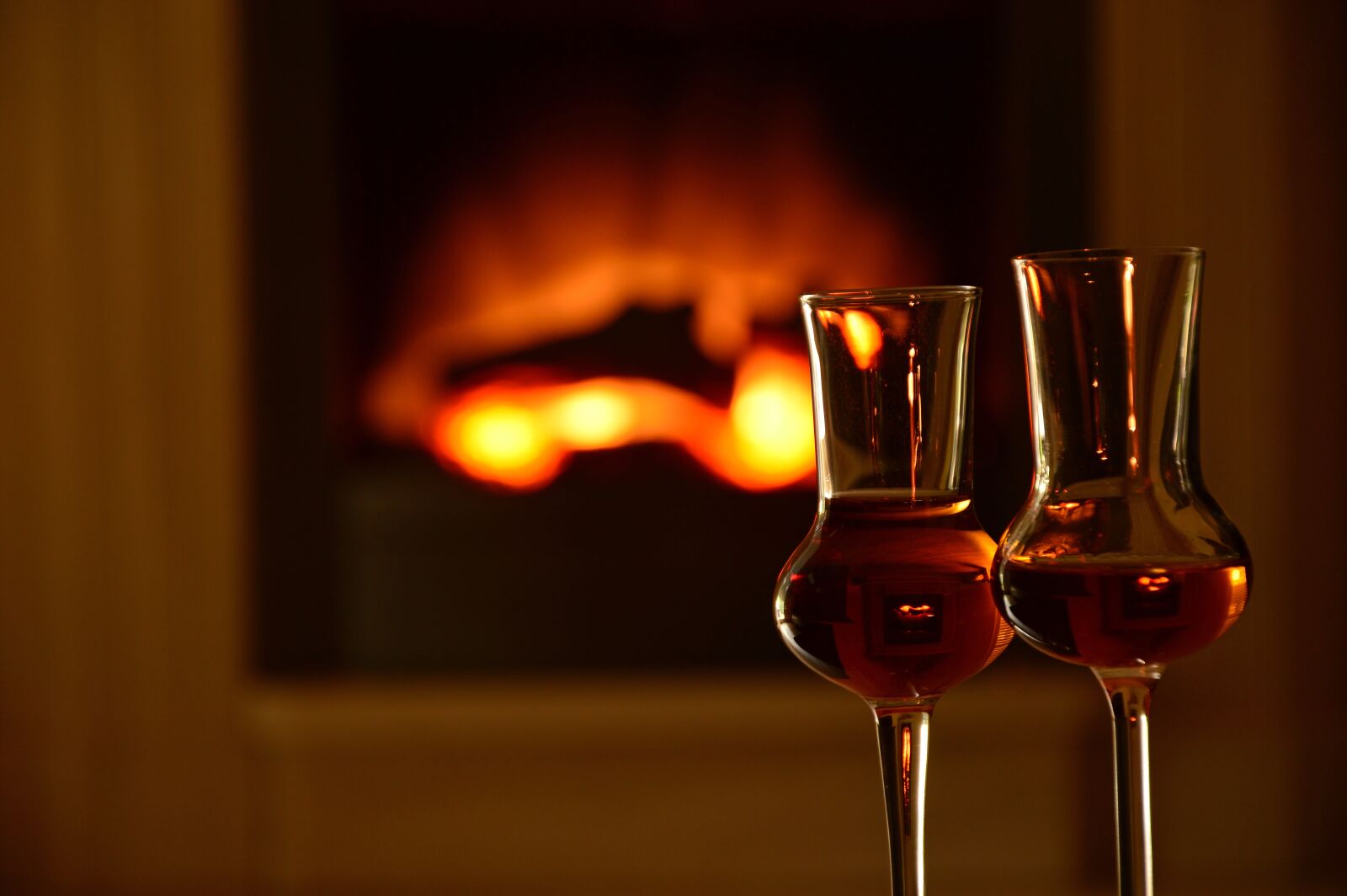 Nikon D3200 sample photo. Glasses, alcohol, whisky photography
