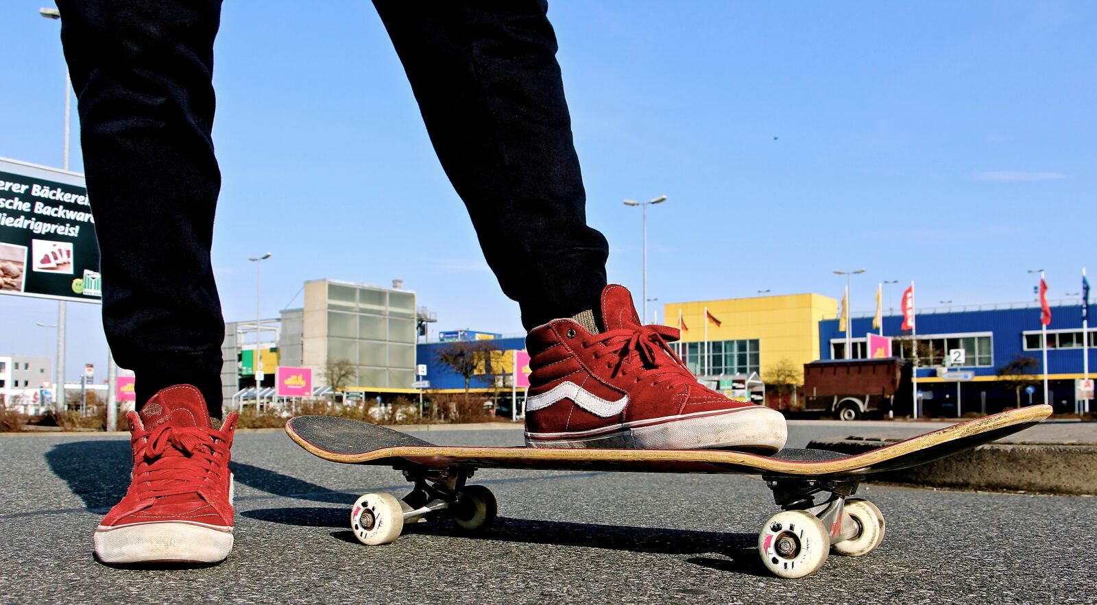 Canon EOS 700D (EOS Rebel T5i / EOS Kiss X7i) sample photo. Boy, man, skating photography