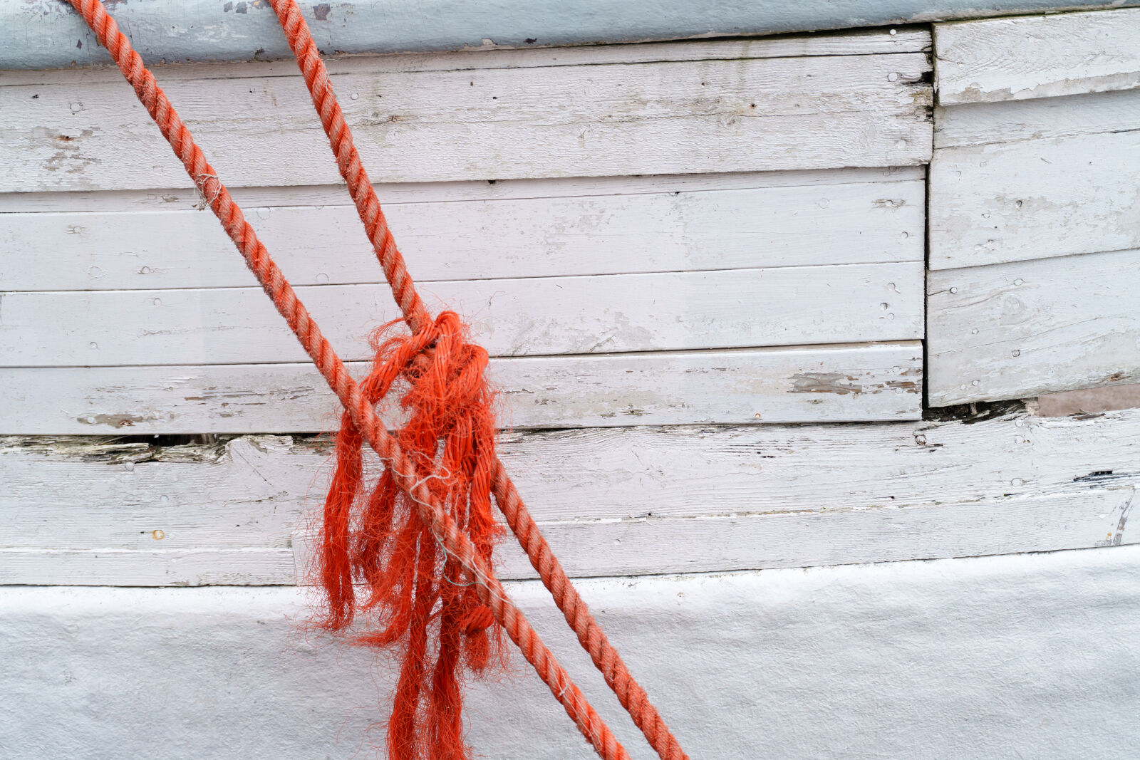 Sony a7CR sample photo. Old boat rope photography