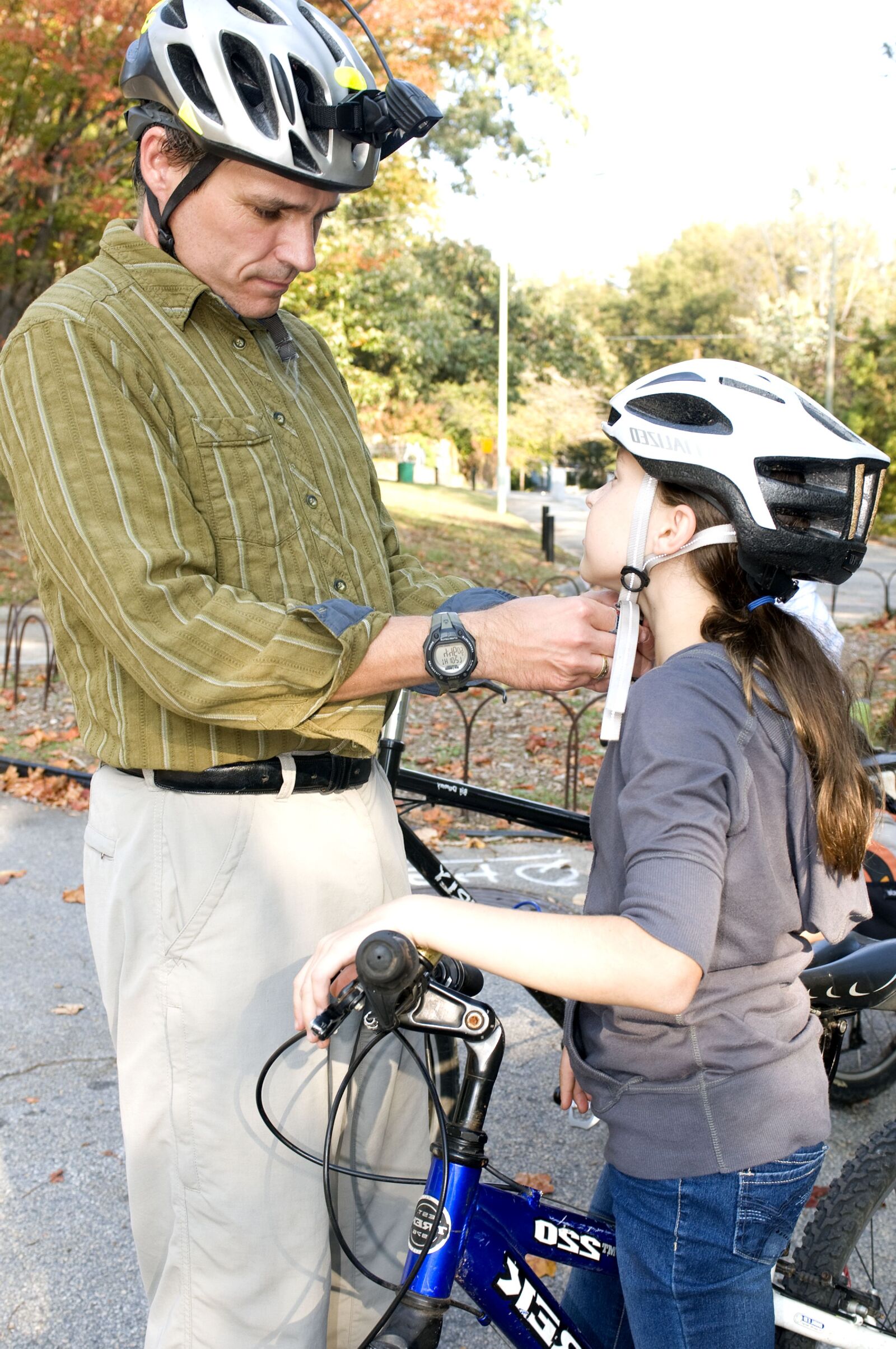 Nikon D300 sample photo. Father, daughter, noon, bicycle photography