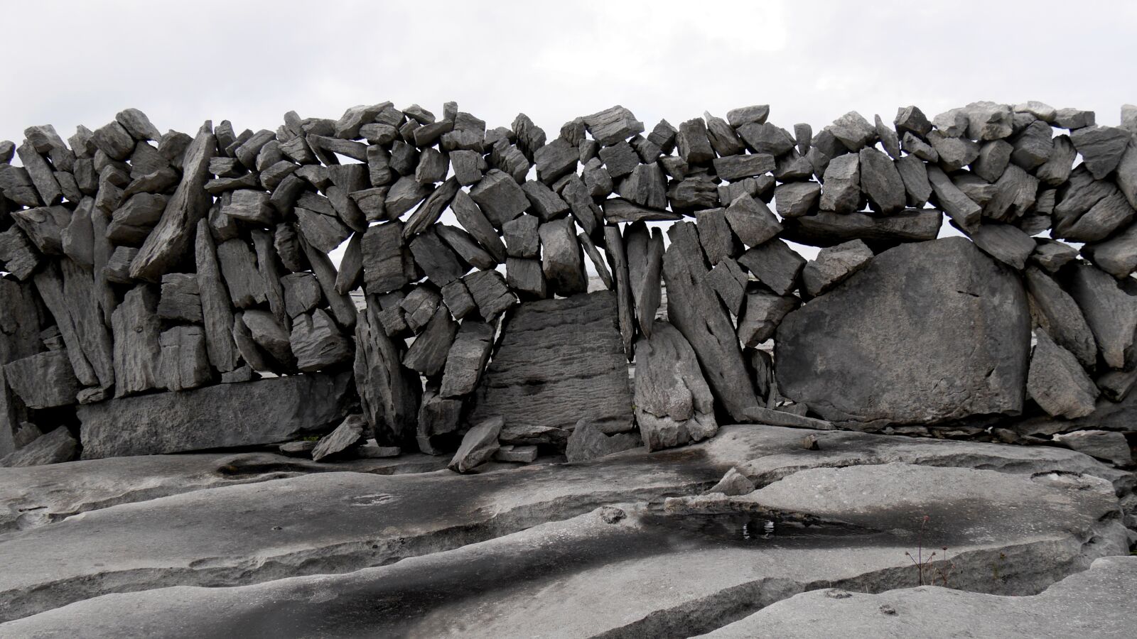 Panasonic Lumix DMC-GH3 sample photo. Ireland, stone wall, stacked photography
