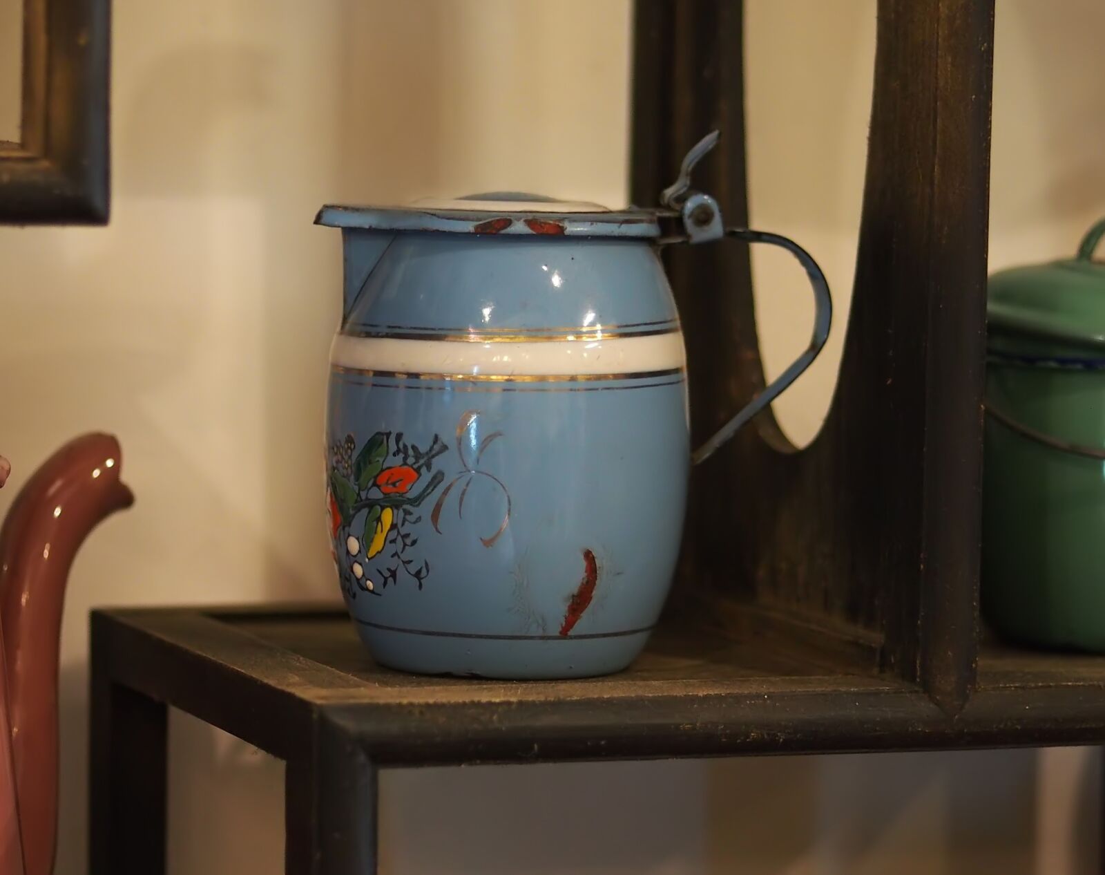 Olympus OM-D E-M5 sample photo. Container, pottery, pot photography