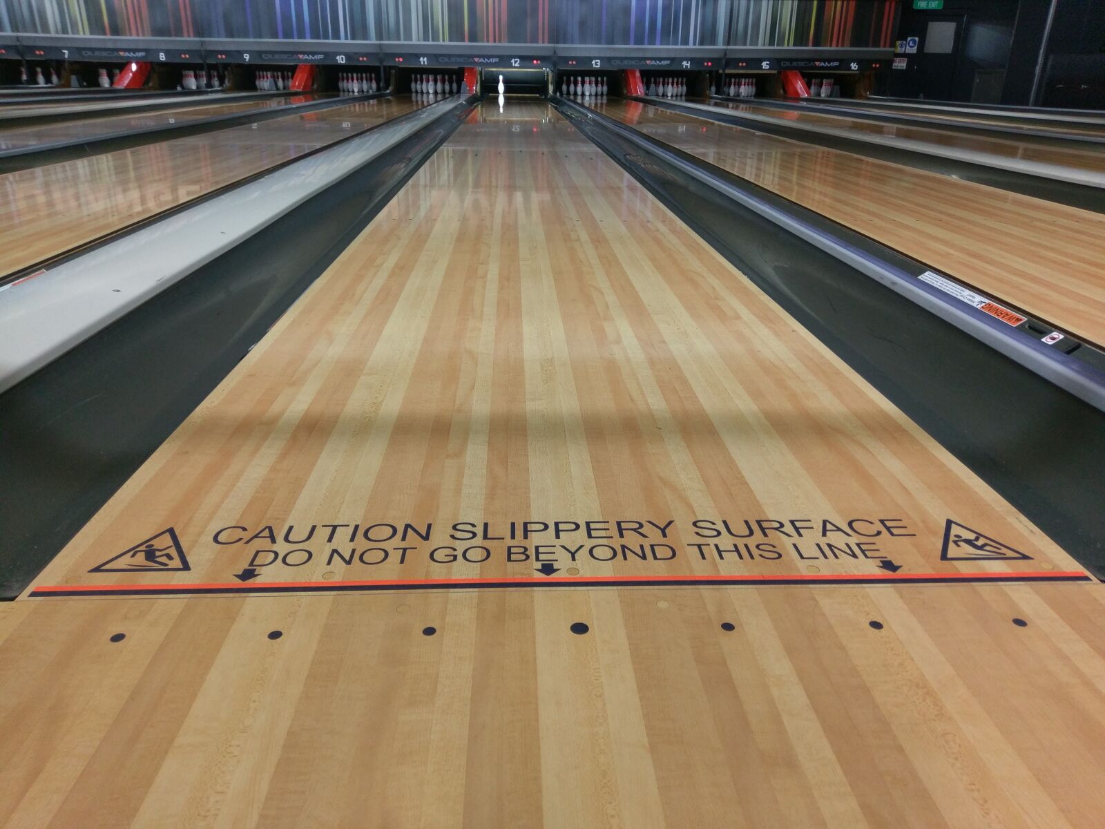 HTC 10 sample photo. Bowling, foul line, alley photography
