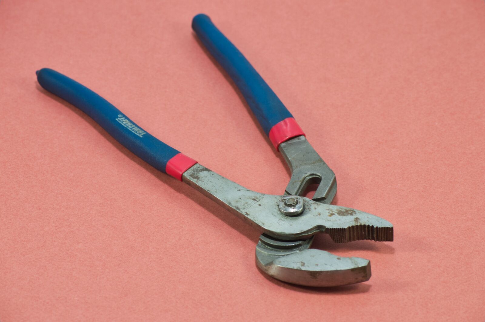 Nikon D3200 sample photo. Tool, construction, tools photography