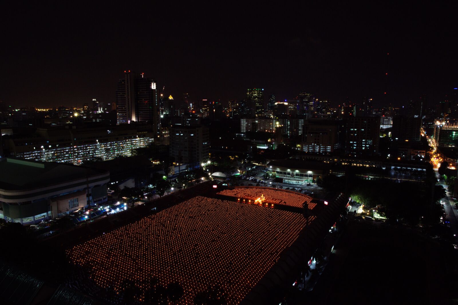 Canon EOS 5D Mark II sample photo. Buddhists, monks, ceremony photography