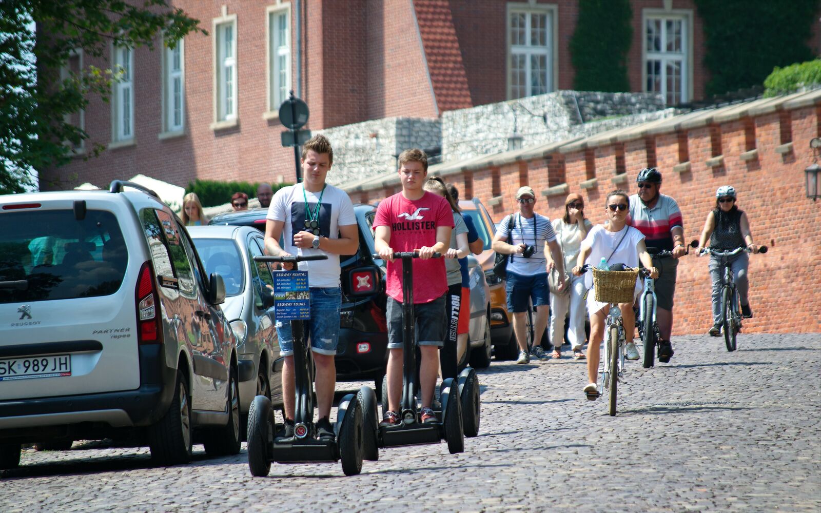 Nikon D3100 sample photo. People, young people, tourists photography