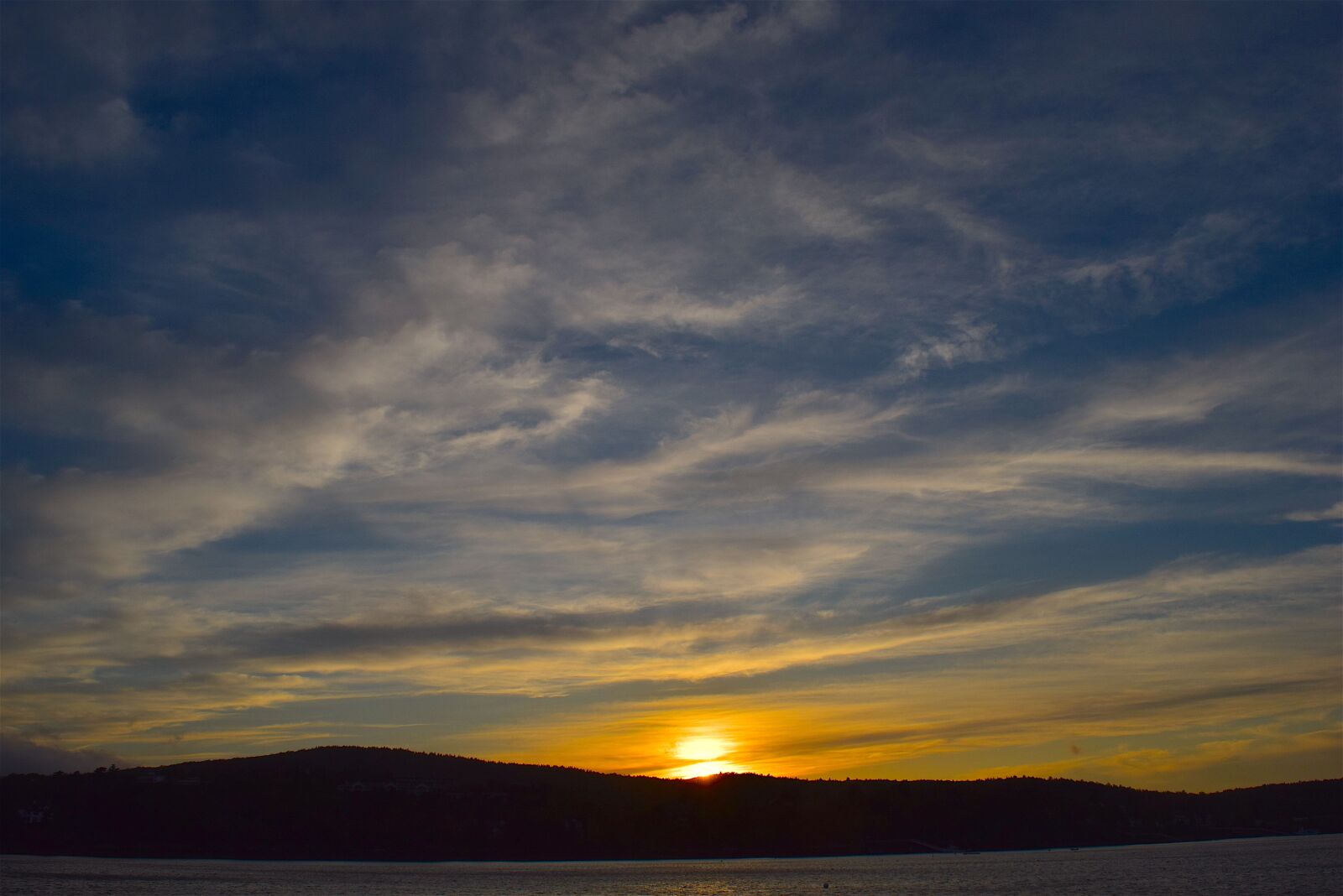 Nikon D3300 sample photo. Sunset, shore, ocean photography