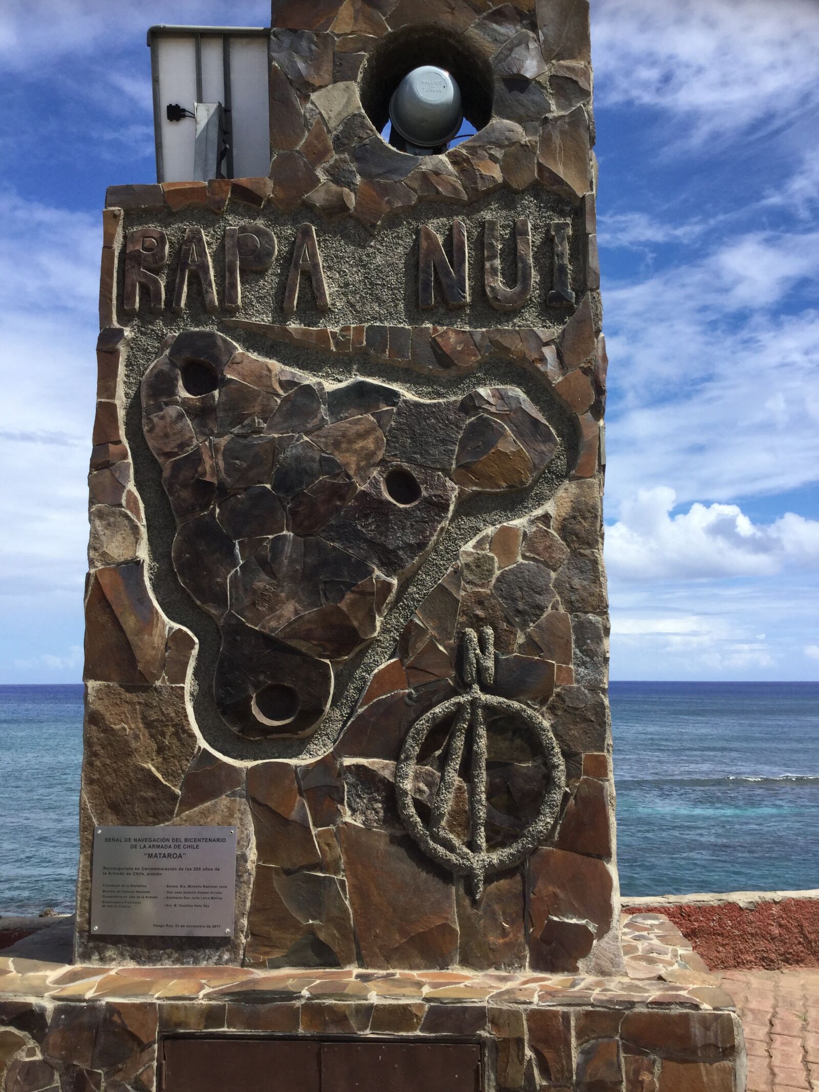 iPad Air 2 back camera 3.3mm f/2.4 sample photo. Rapa nui, monument, pacific photography