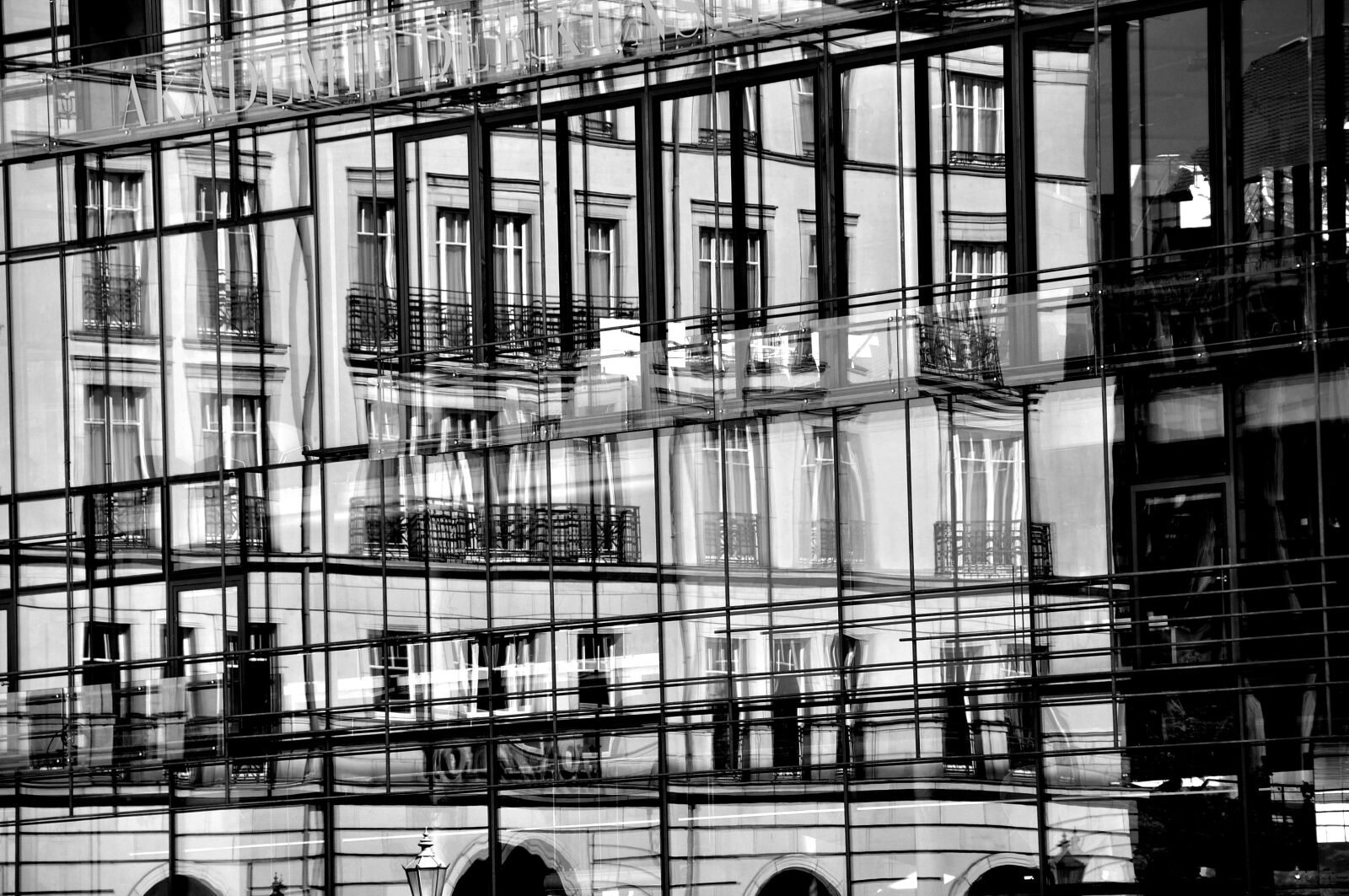 Nikon D300 sample photo. Berlin, germany, mirroring photography