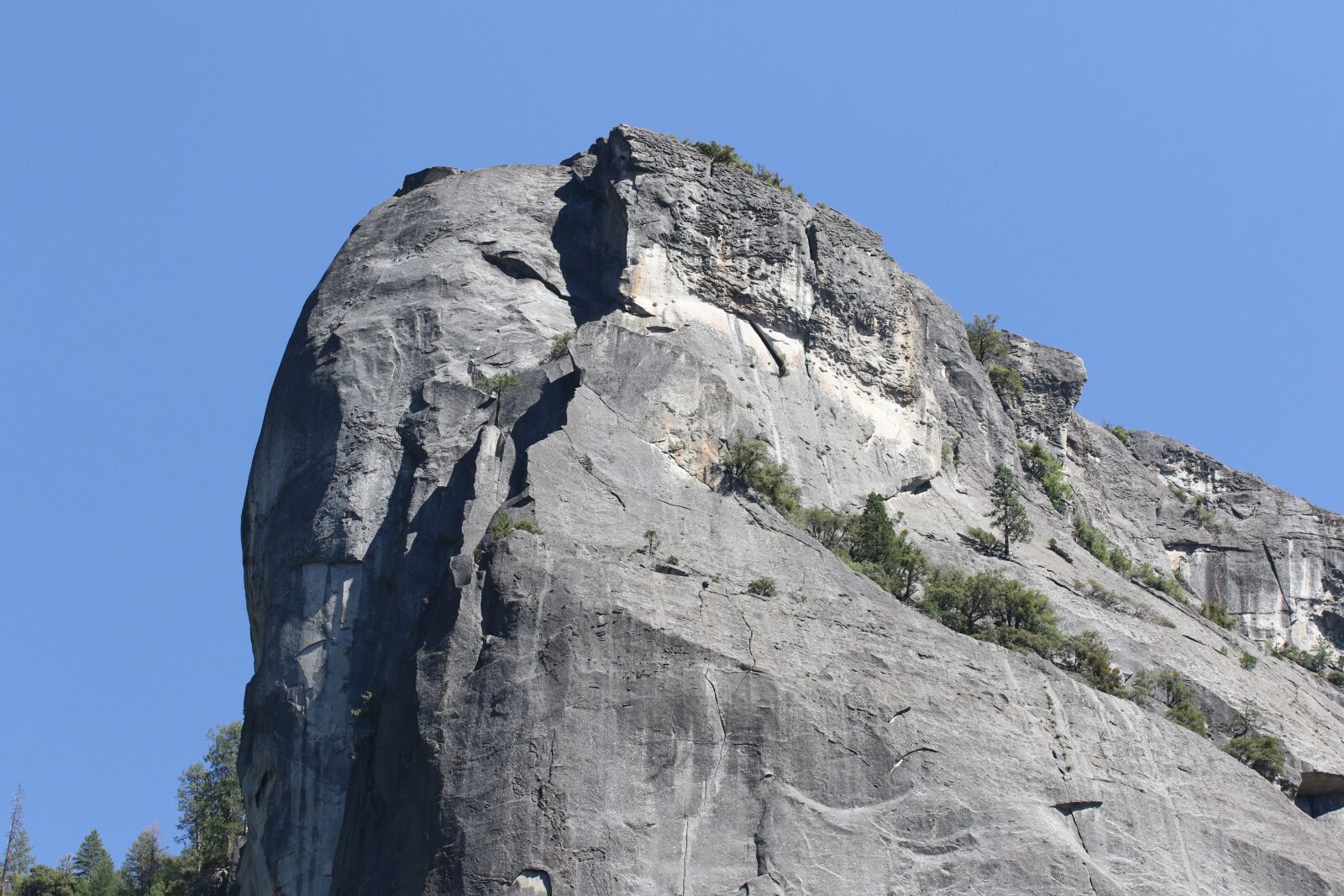 Canon EOS 7D Mark II sample photo. Bold, solid, rock face photography