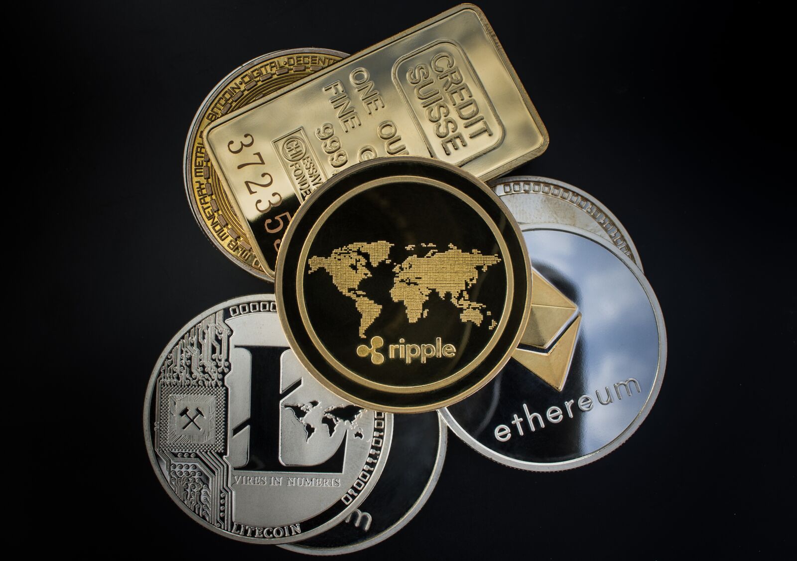 Canon EOS 60D sample photo. Cryptocurrency, coin, blockchain photography