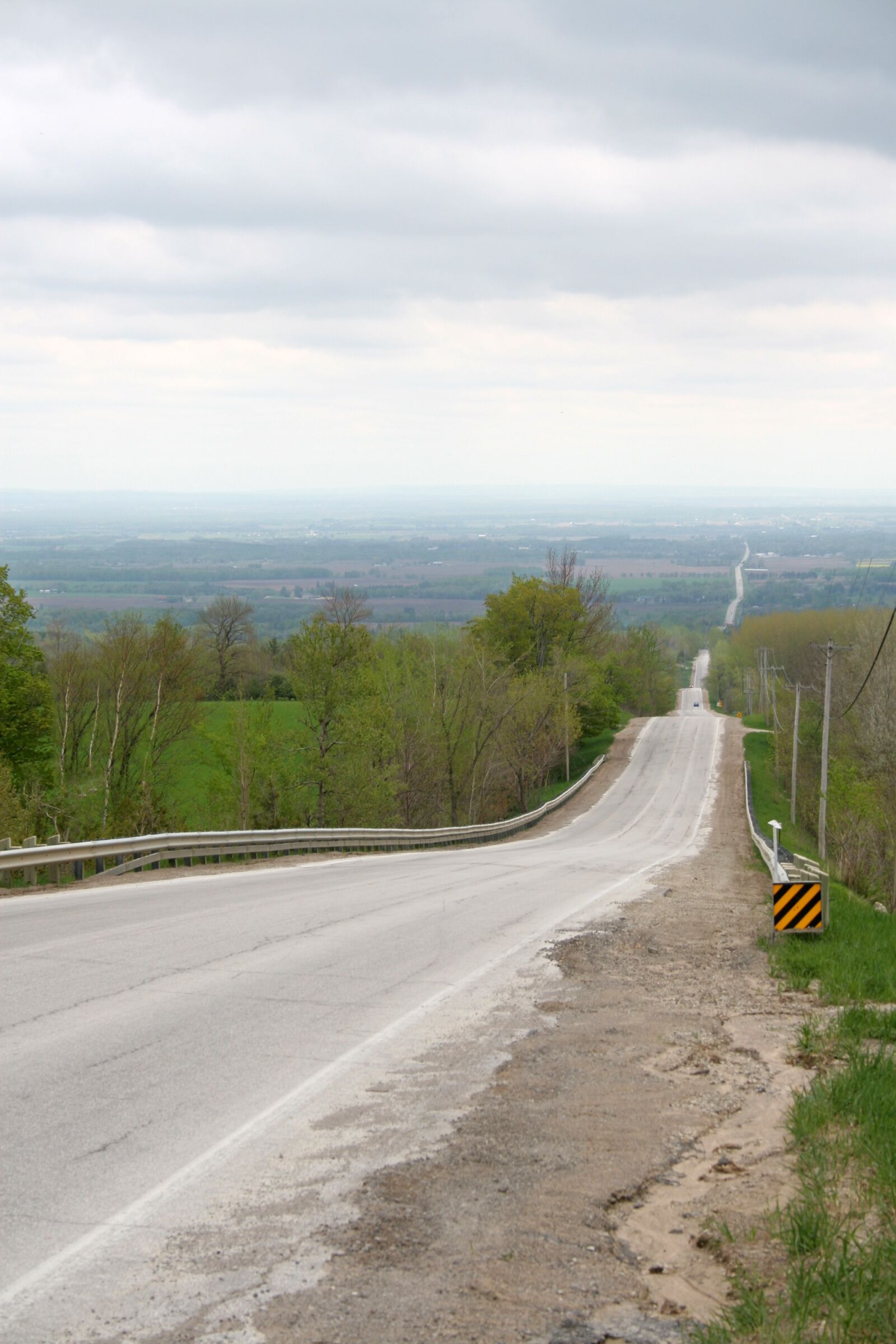 Canon EOS 20D sample photo. Hill, road, highway photography