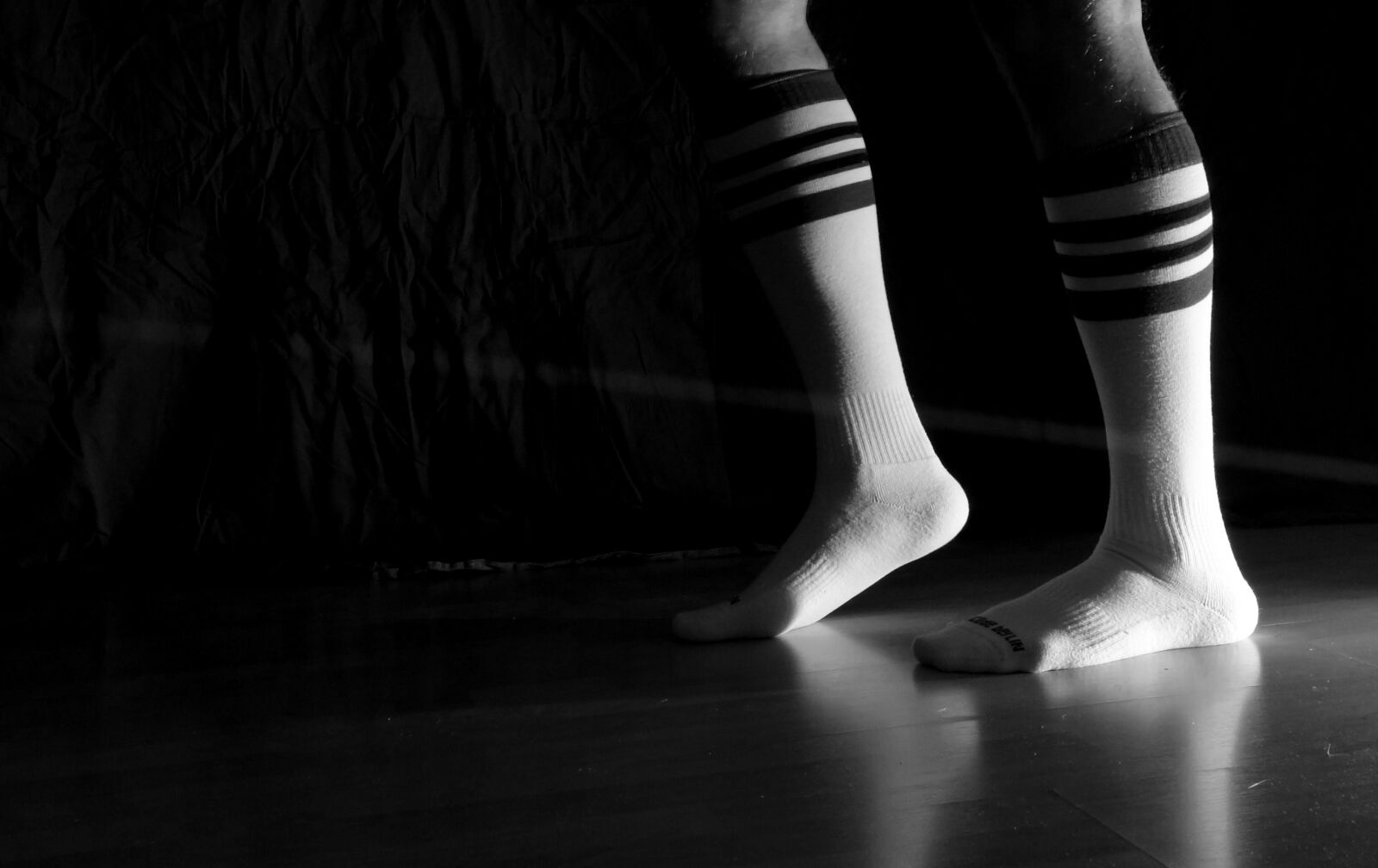 Sony Cyber-shot DSC-RX100 sample photo. Sport, socks, knee-high socks photography