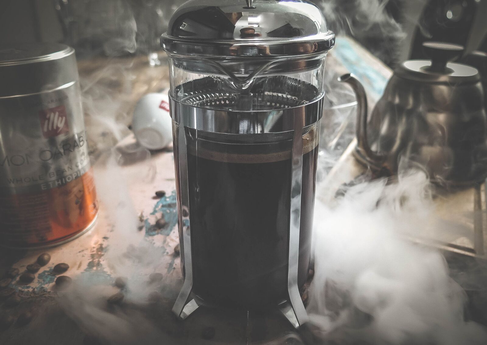 Canon PowerShot G16 sample photo. Smoke, teapot, steel photography