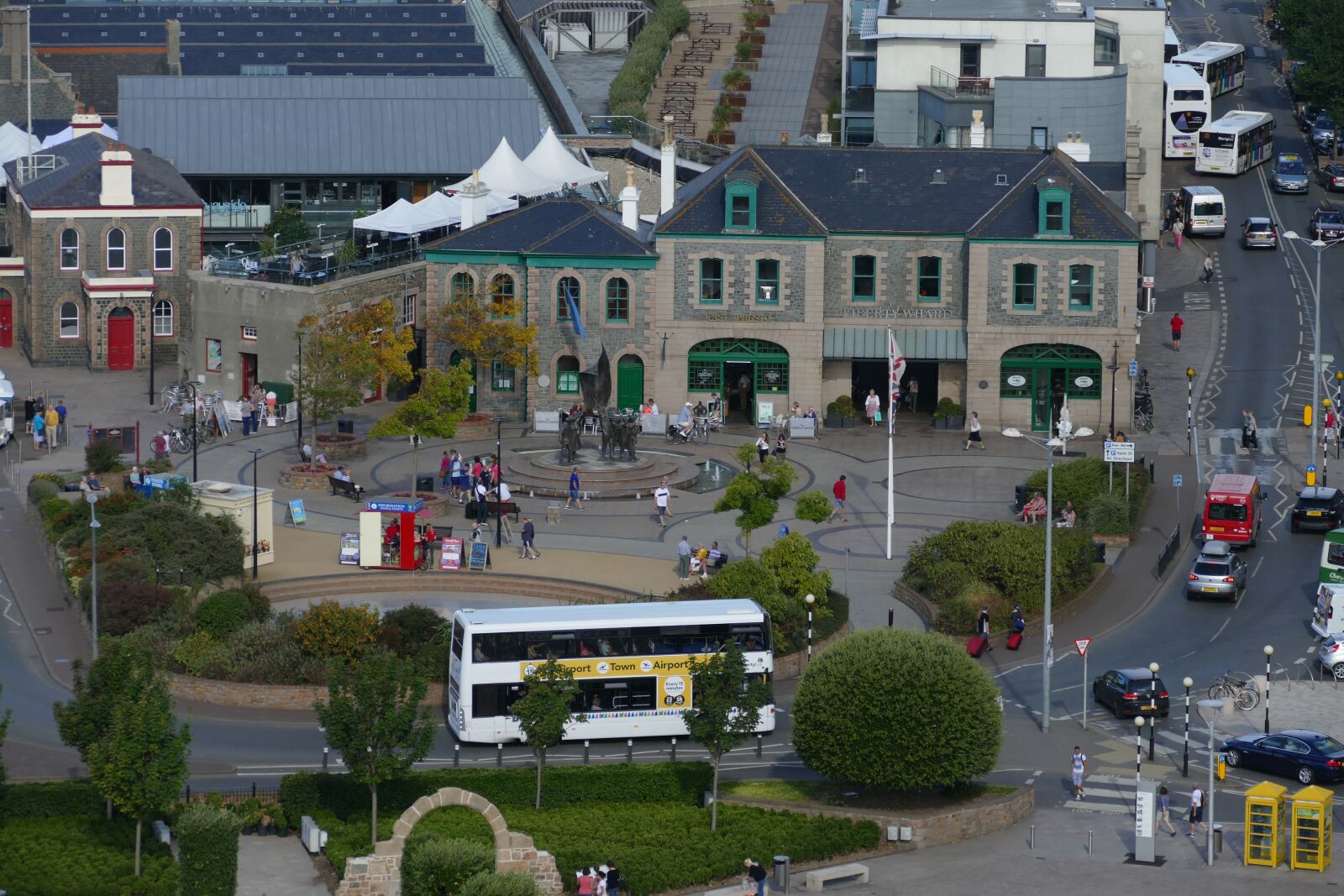 Panasonic Lumix DMC-FZ1000 sample photo. Jersey, st helier, capital photography