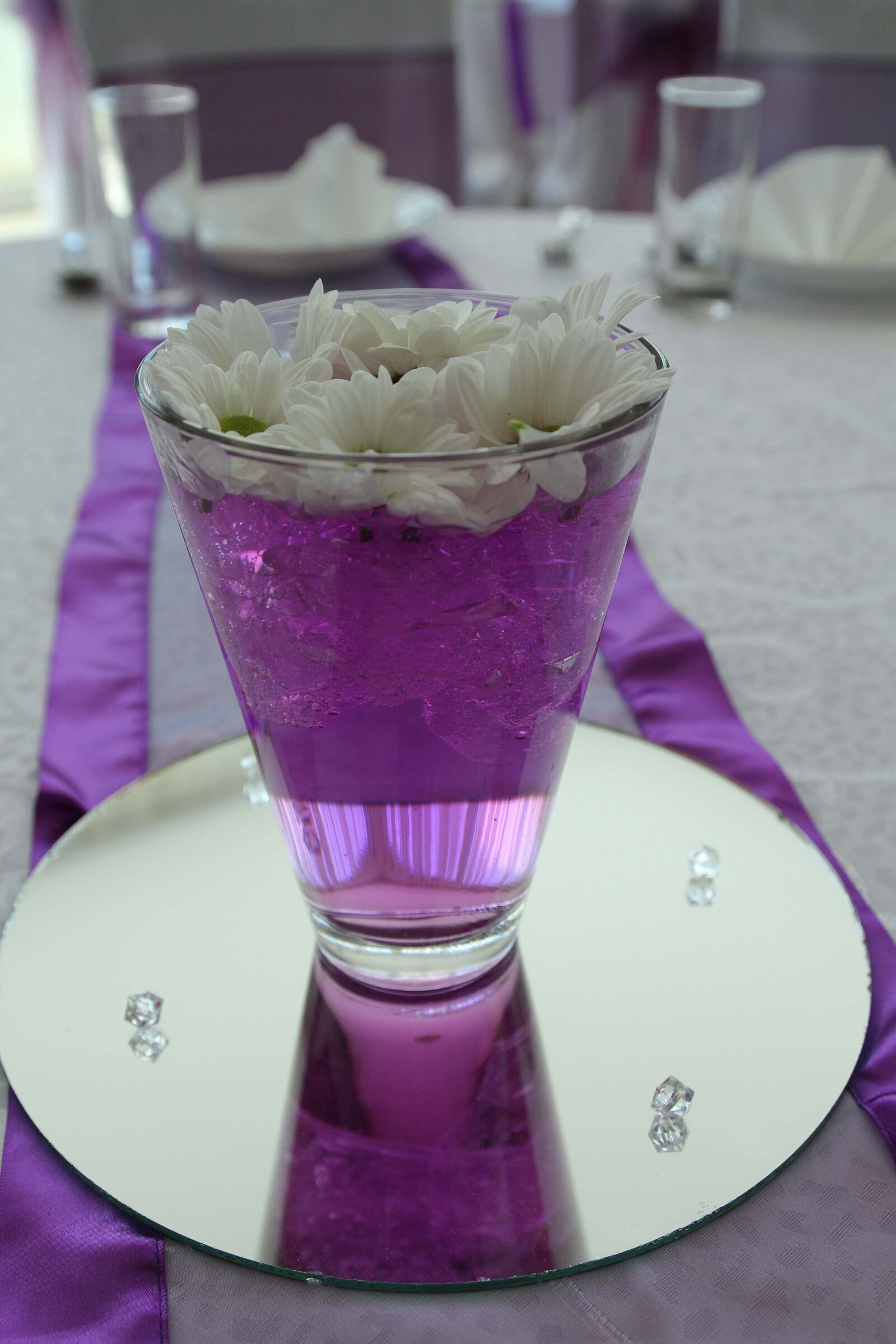 Canon EOS 7D sample photo. Decorative, dining area, glass photography