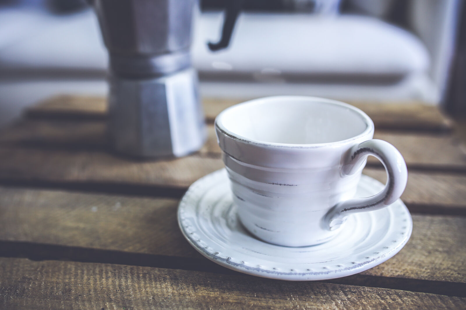 Canon EOS 6D + Sigma 35mm F1.4 DG HSM Art sample photo. Big, white, cup photography