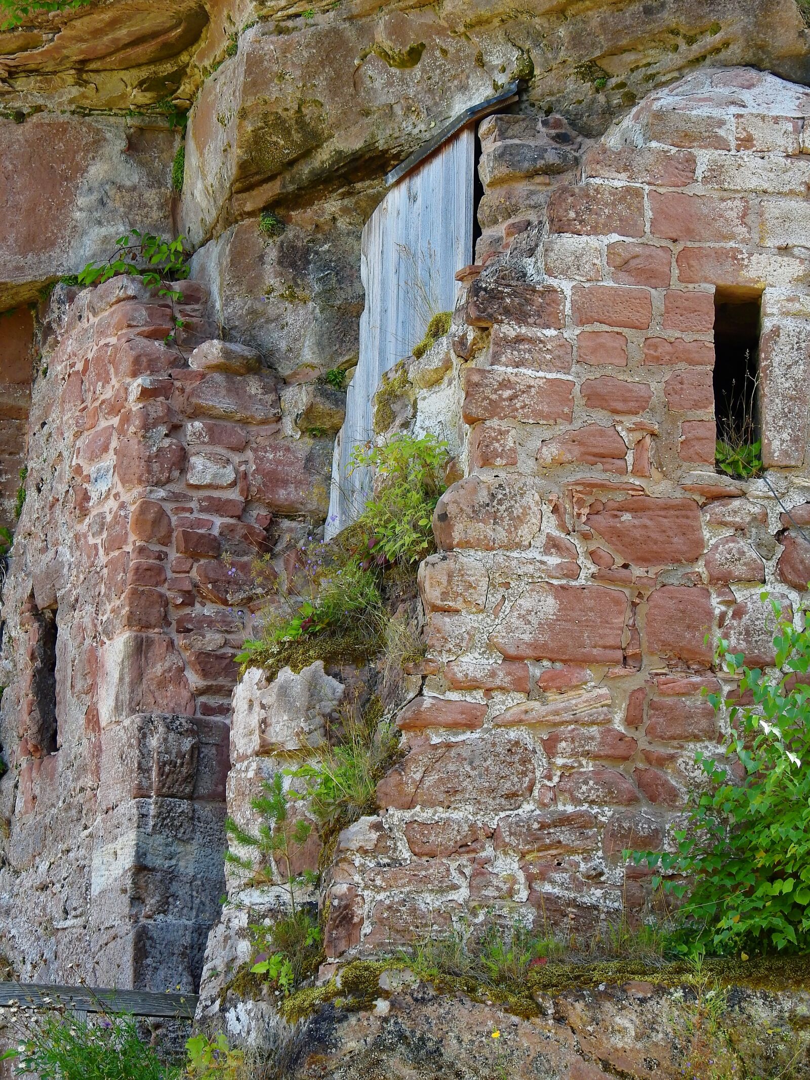 Nikon Coolpix P900 sample photo. Castle, ruin, middle ages photography