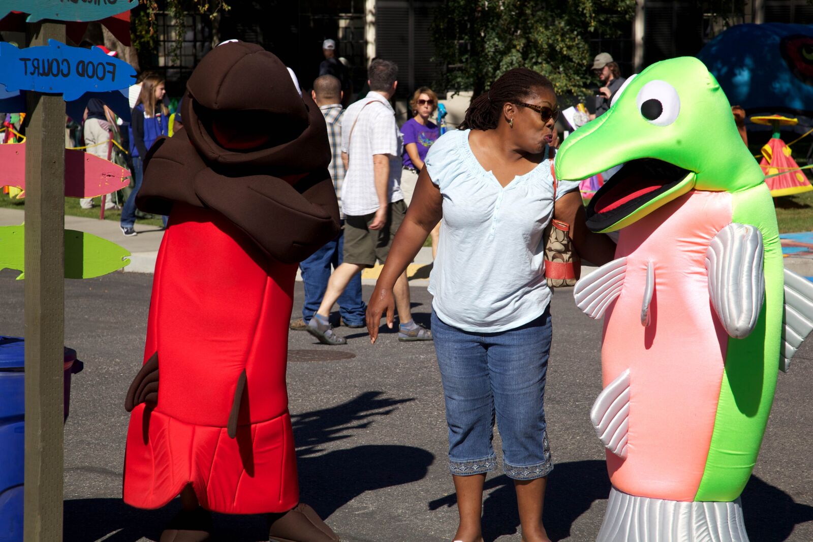 Canon EOS 5D Mark II sample photo. Urban, parade, costumes, ceremony photography