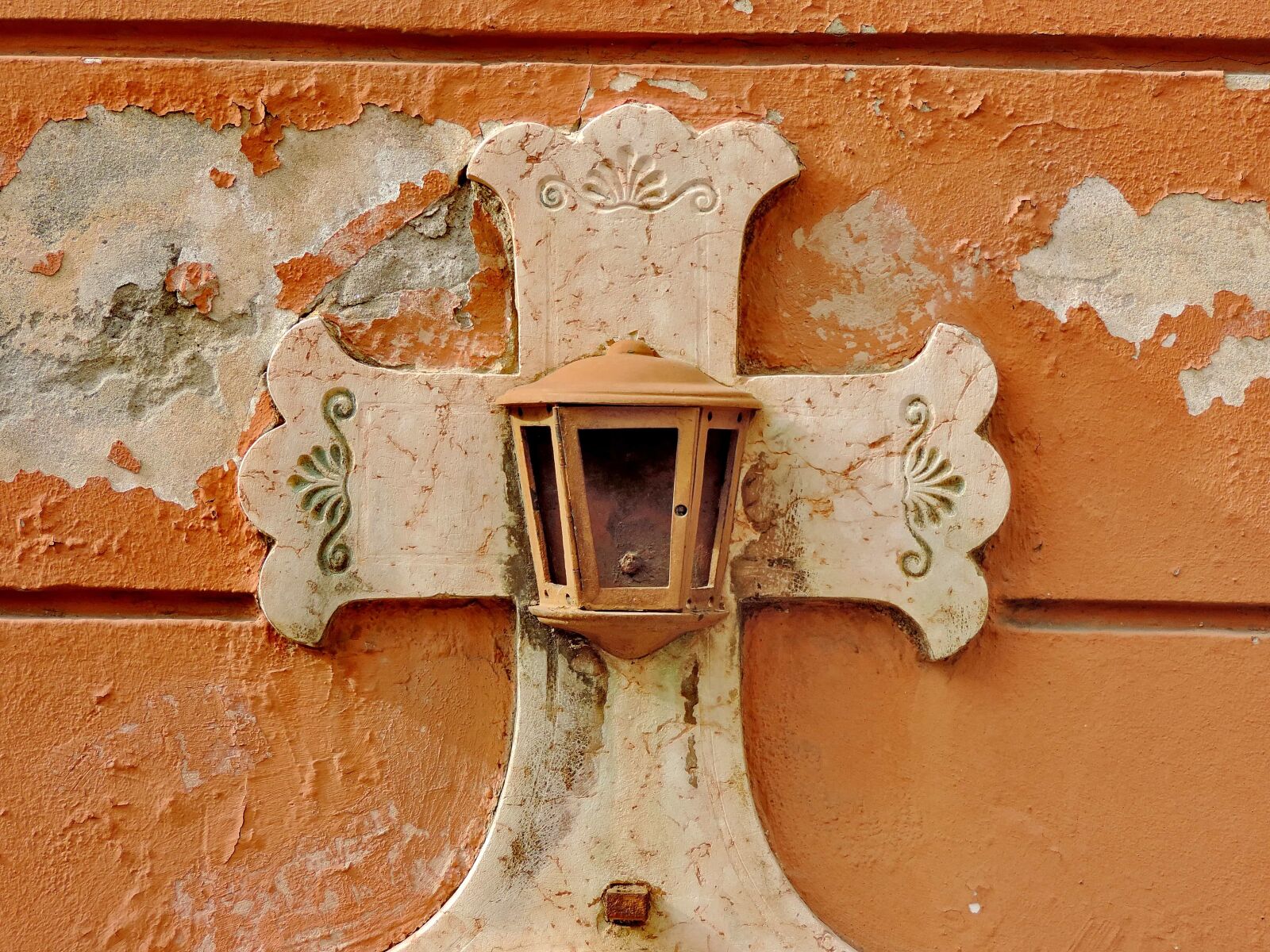 Nikon Coolpix P520 sample photo. Church, cross, decoration, old photography