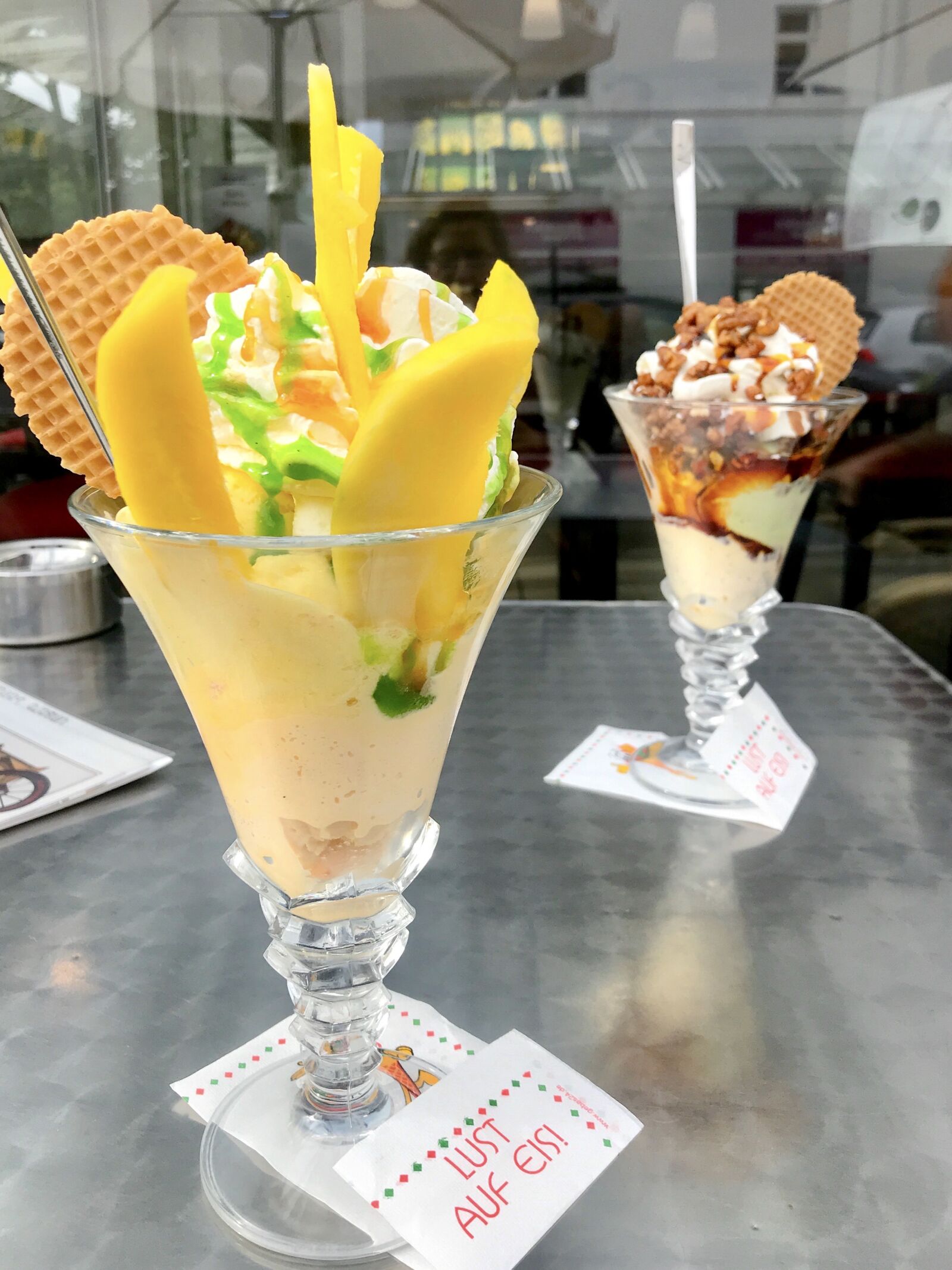 iPhone 7 back camera 3.99mm f/1.8 sample photo. Ice cream sundae, ice photography