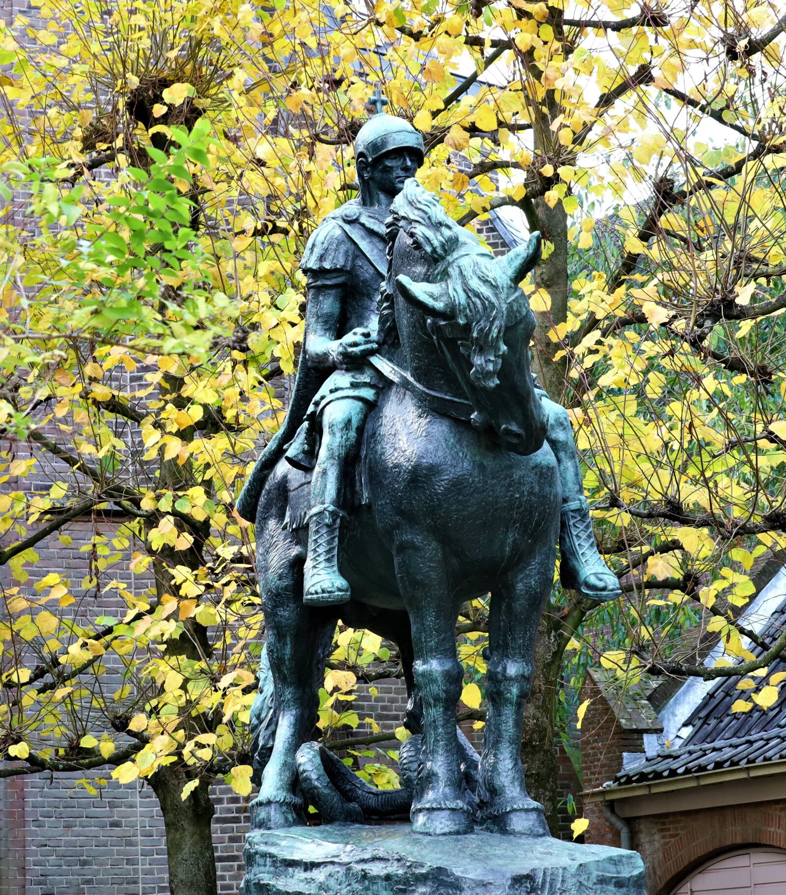 Canon EOS RP sample photo. Saint martin, utrecht, coat photography