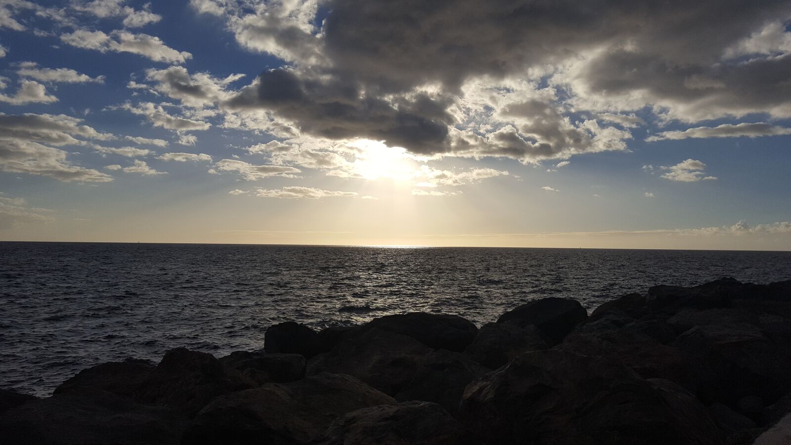 Samsung GALAXY S6 edge sample photo. Nature, the sky, sunsets photography
