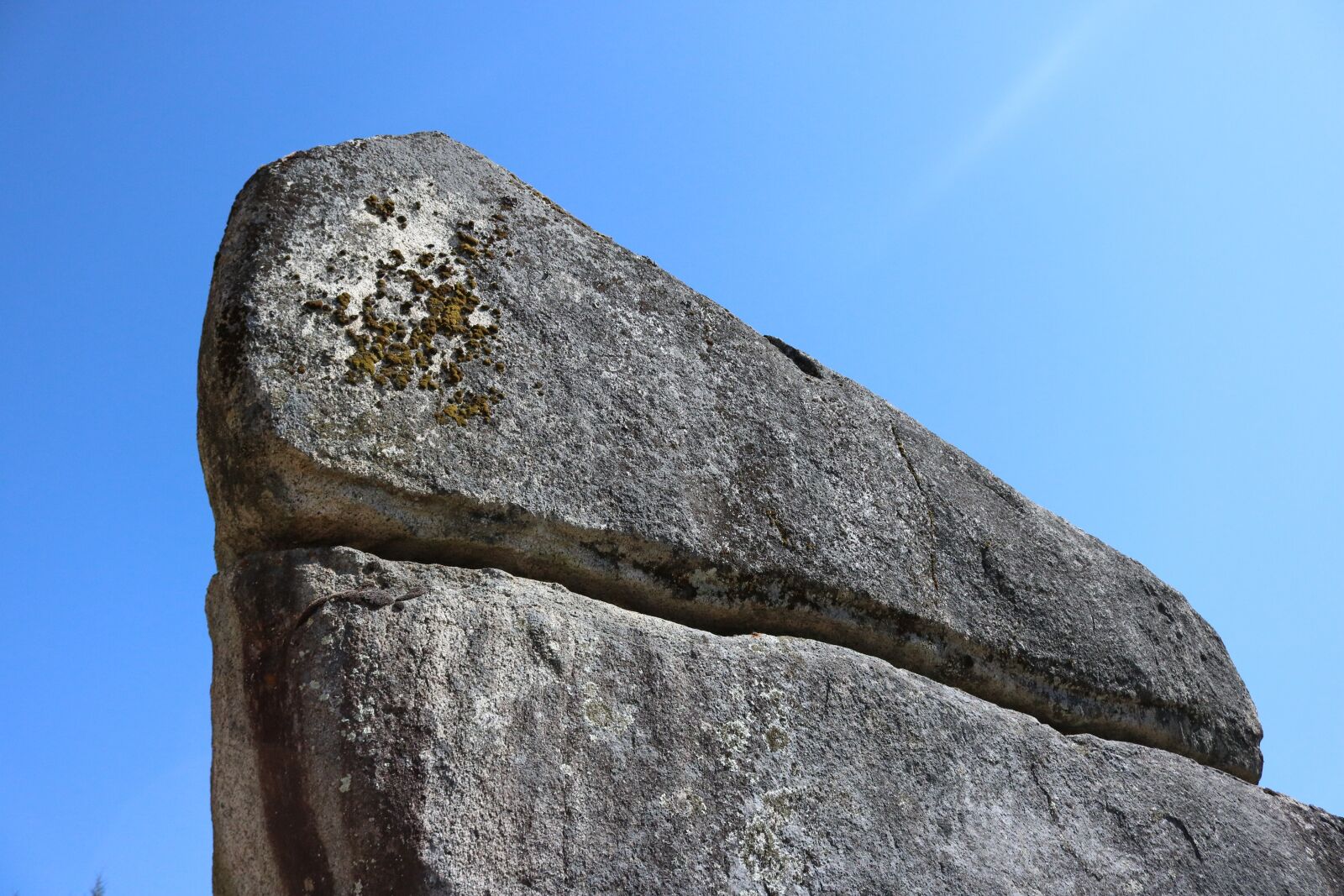 Canon EOS 750D (EOS Rebel T6i / EOS Kiss X8i) sample photo. Sky, rock, landscape photography