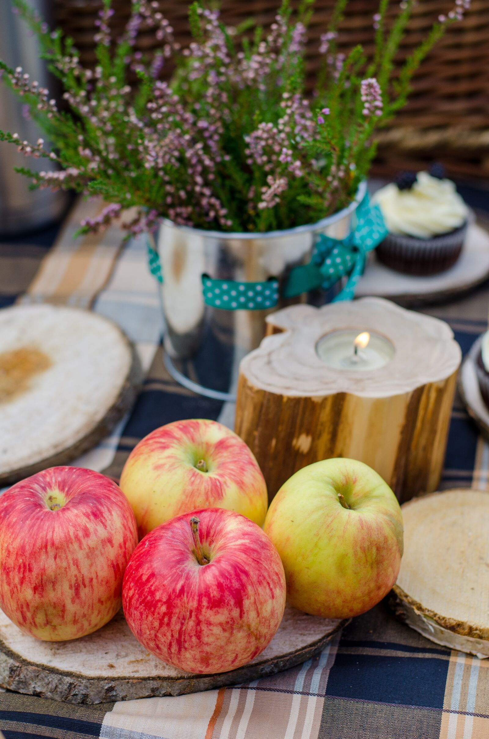 Nikon D7000 sample photo. Picnic, cakes, sweet photography