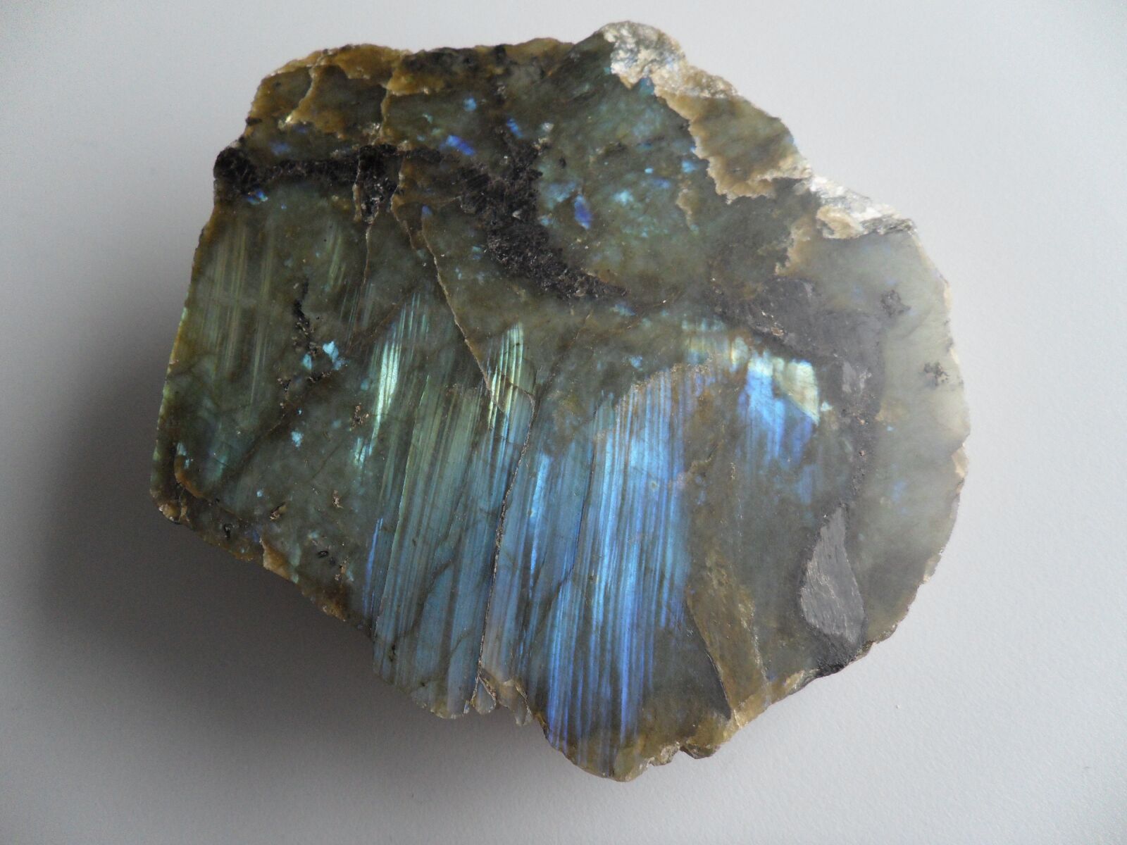 Samsung ST550 /  ST560 / VLUU ST550 /  TL225 sample photo. Mineral, color game, labradorite photography