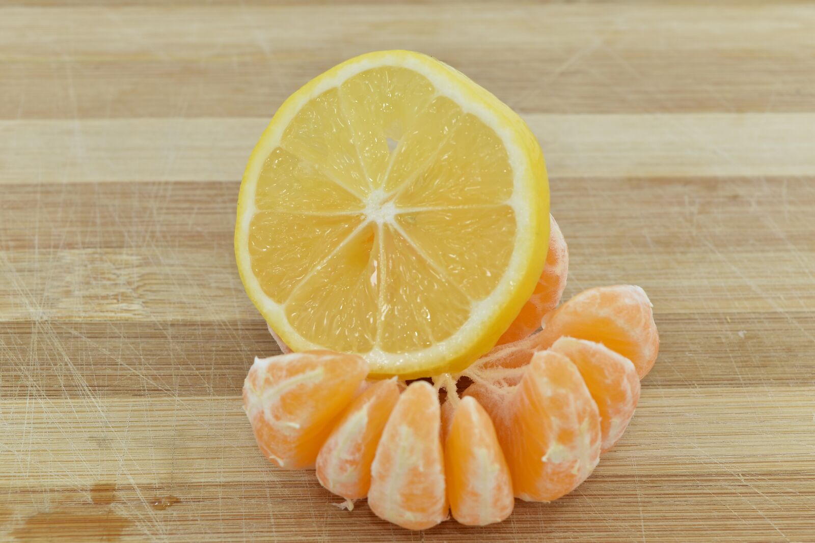 Nikon D5500 sample photo. Slices, mandarin, healthy, citrus photography