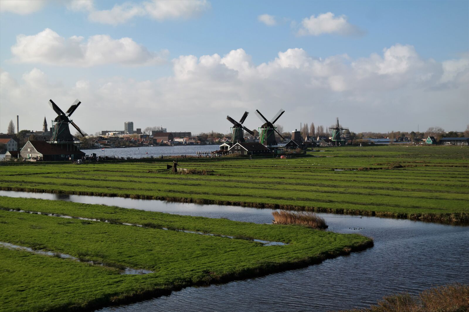 NX 18-55mm F3.5-5.6 sample photo. Windmills, landscape, mill photography