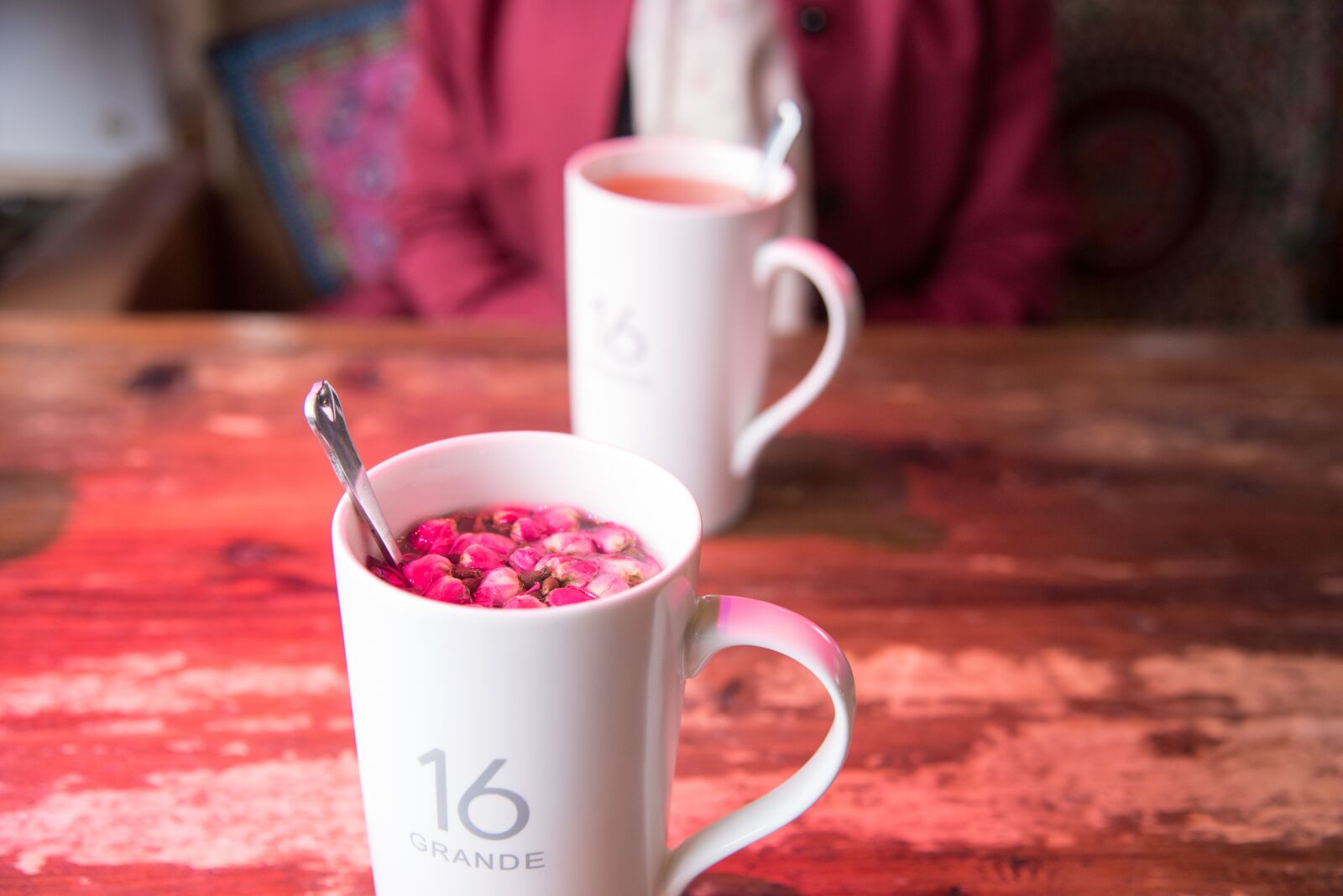 Nikon D750 sample photo. Cup, flower, tea photography