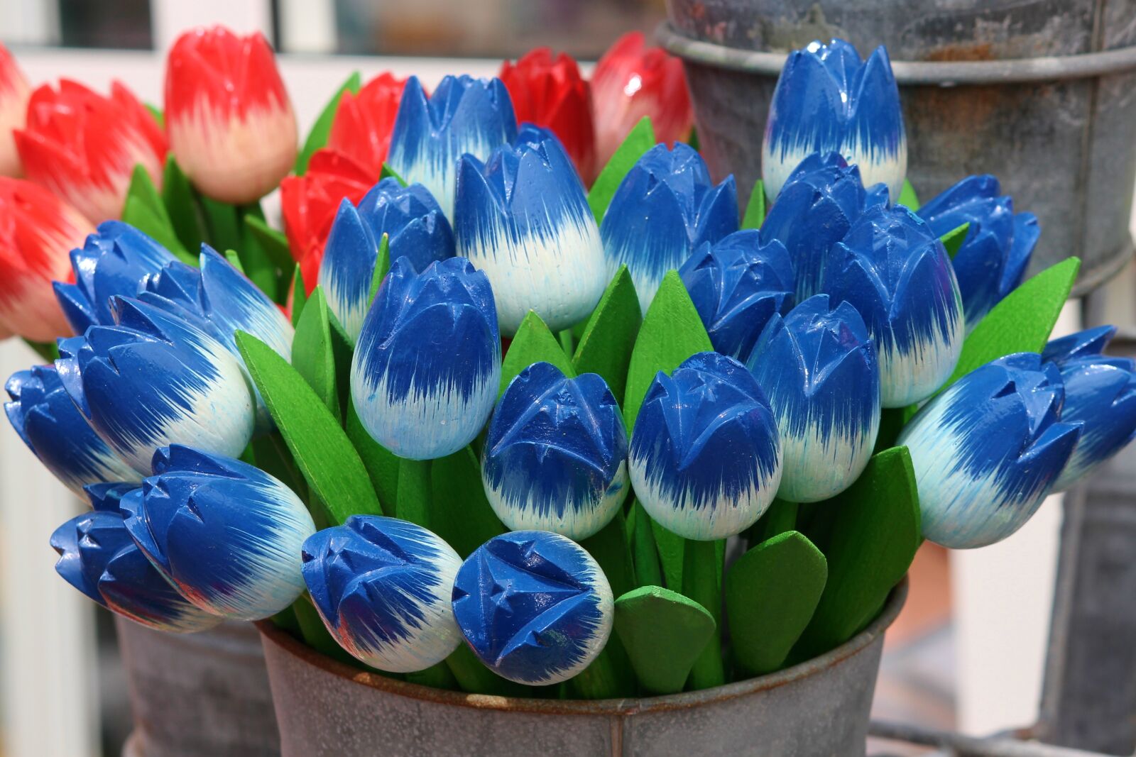 Canon EOS 1100D (EOS Rebel T3 / EOS Kiss X50) sample photo. Tulips, wooden tulips, decoration photography