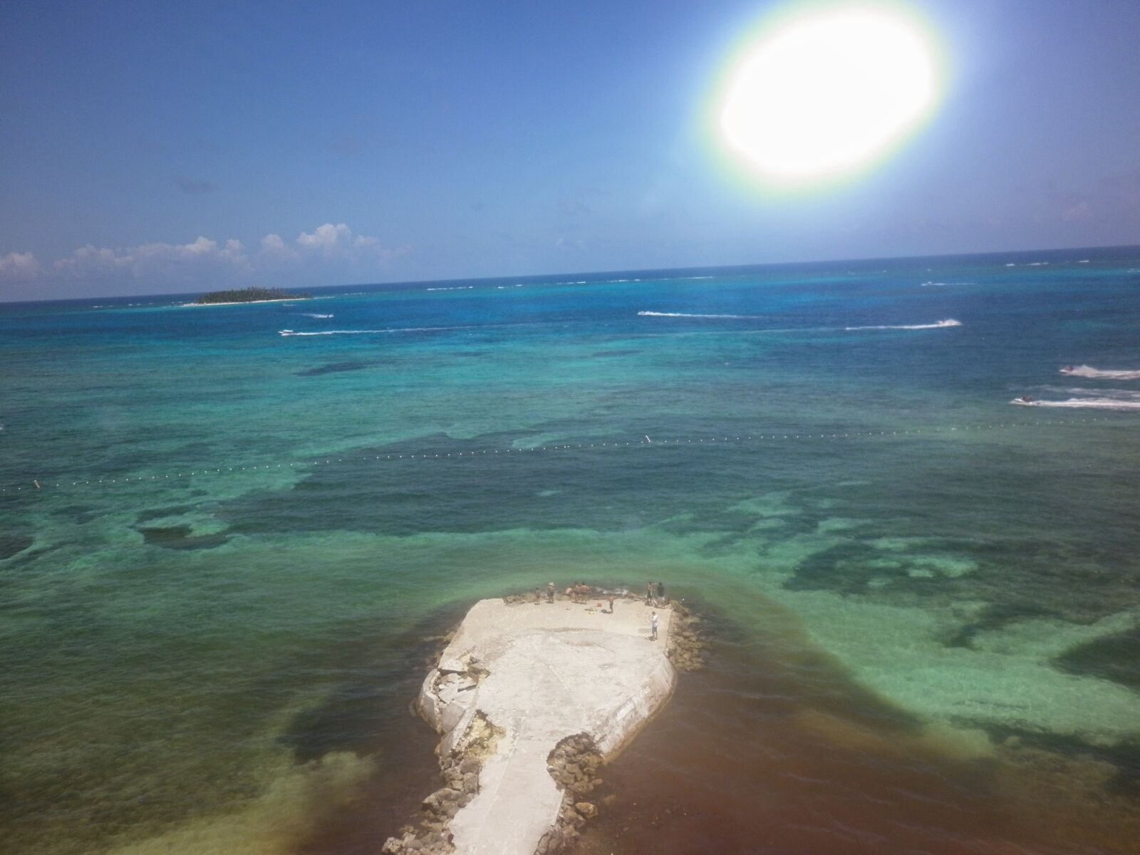 Panasonic DMC-F3 sample photo. Morning, sea, sun photography