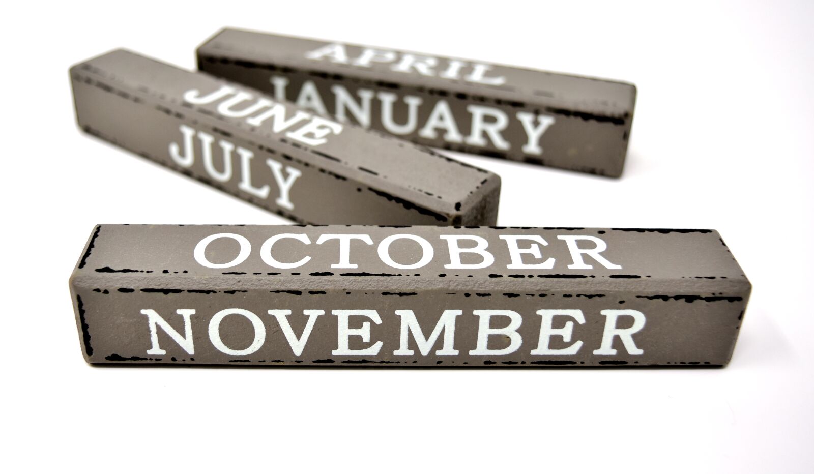 Nikon D7200 sample photo. Calendar, months, wood photography