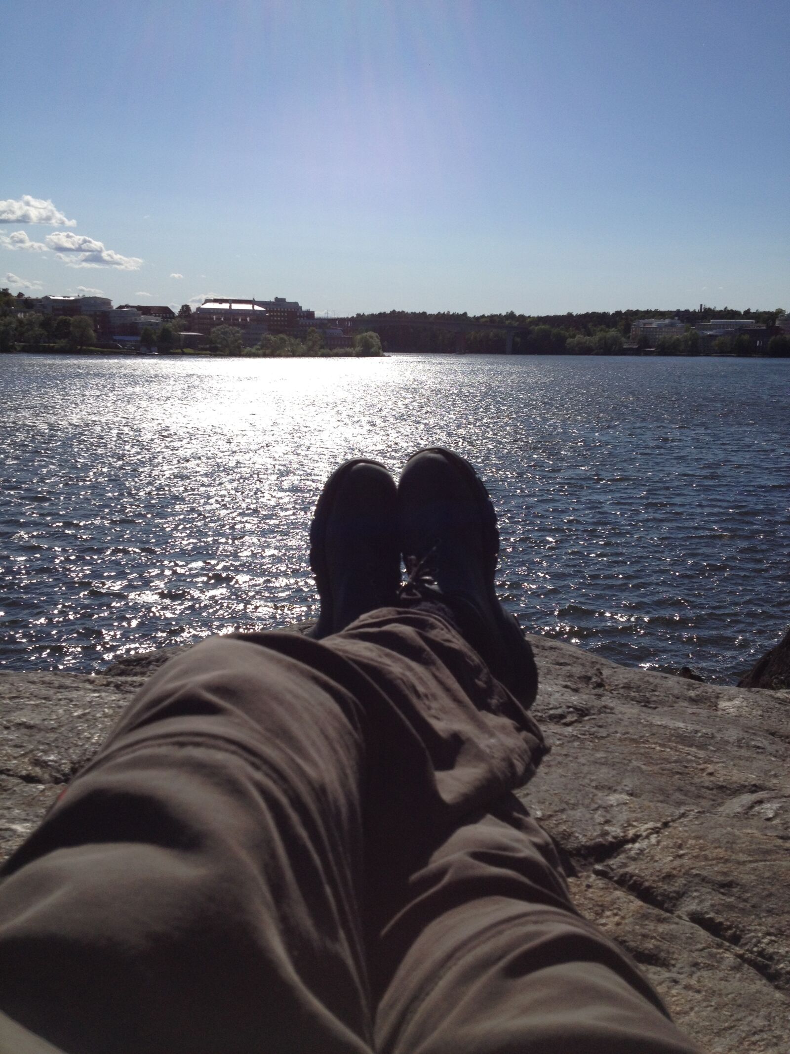 iPhone 4S back camera 4.28mm f/2.4 sample photo. Cliff, relaxing photography