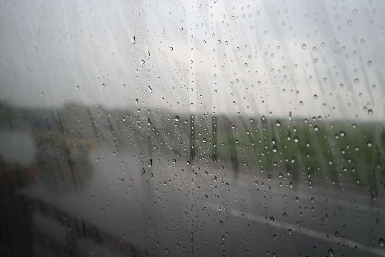 Canon EF-M 15-45mm F3.5-6.3 IS STM sample photo. Dew, glass, condensation photography
