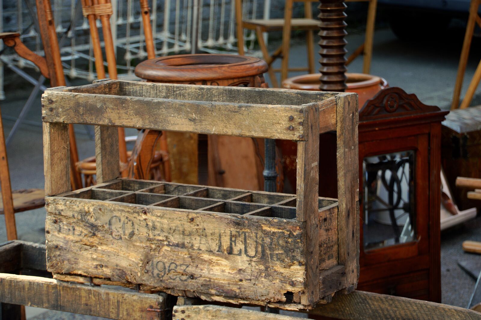 Nikon D3200 sample photo. Fund, wooden crate, wood photography
