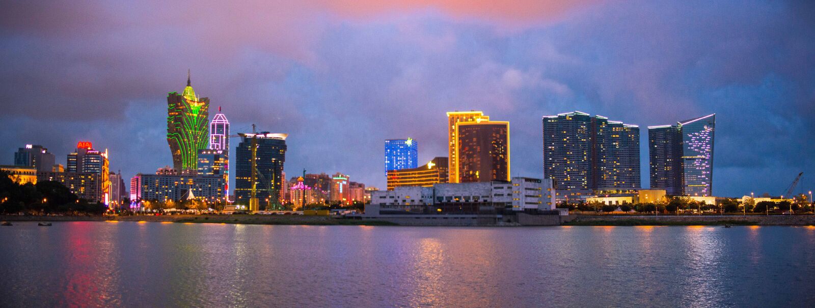 Nikon D5200 sample photo. Macau, macau night, night photography