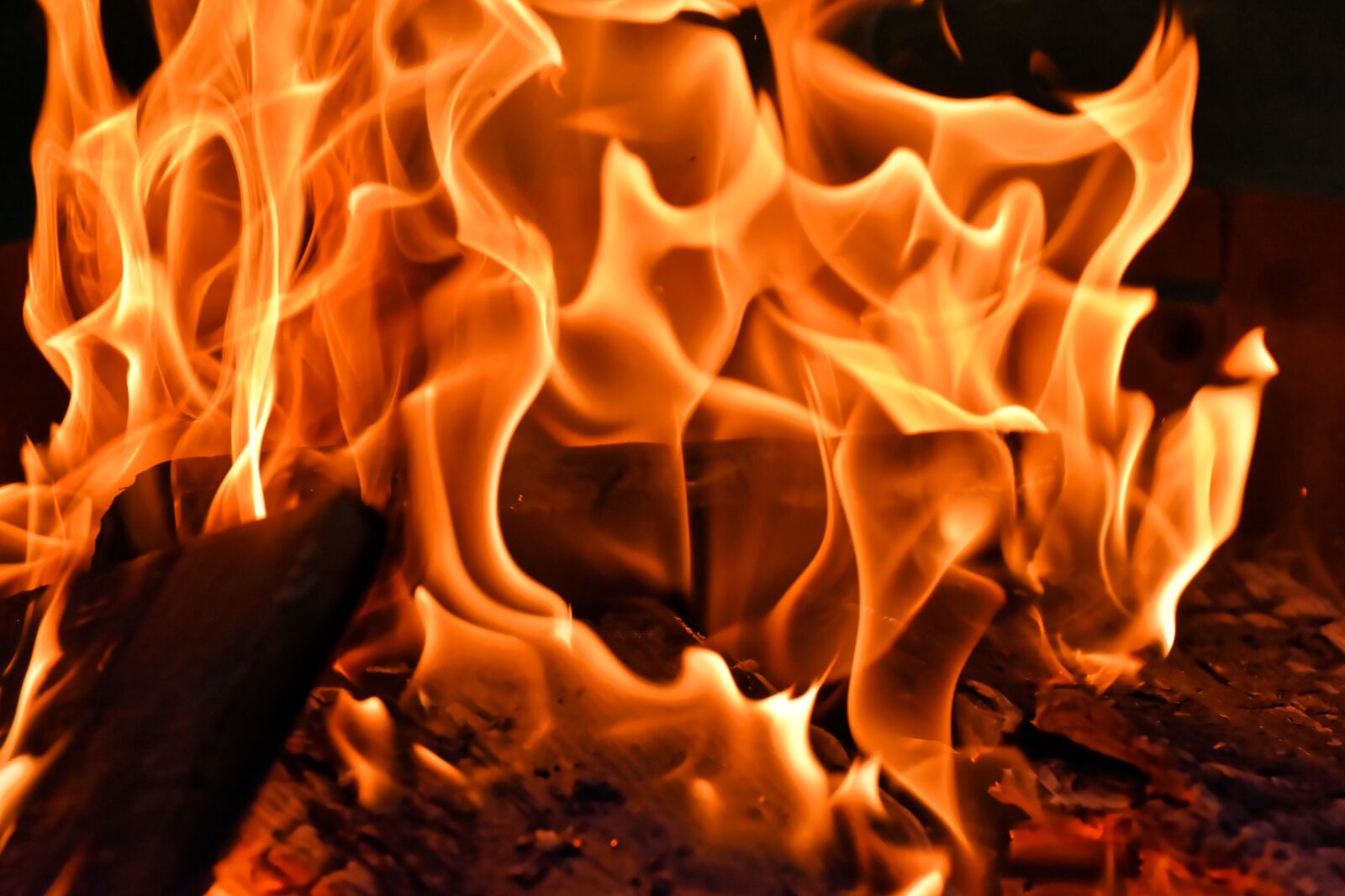 Nikon D7200 sample photo. Fire, flame, wood photography
