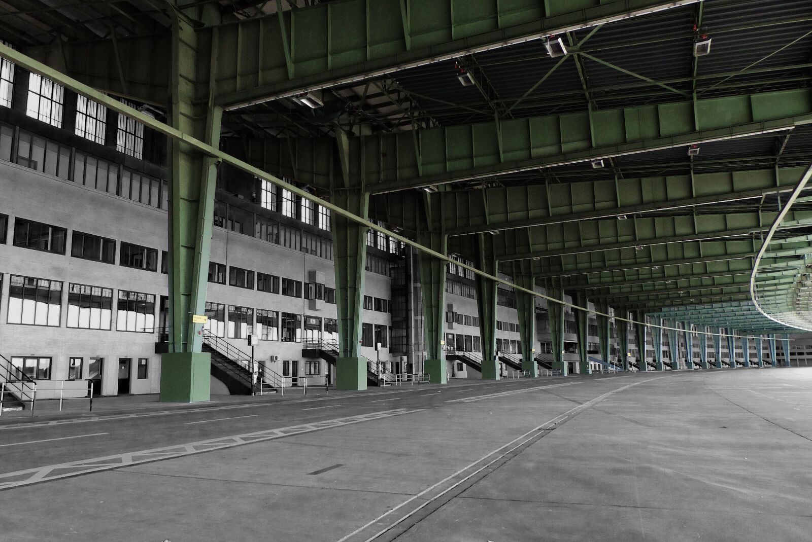 Panasonic Lumix DMC-FZ200 sample photo. Tempelhof, airport, berlin photography