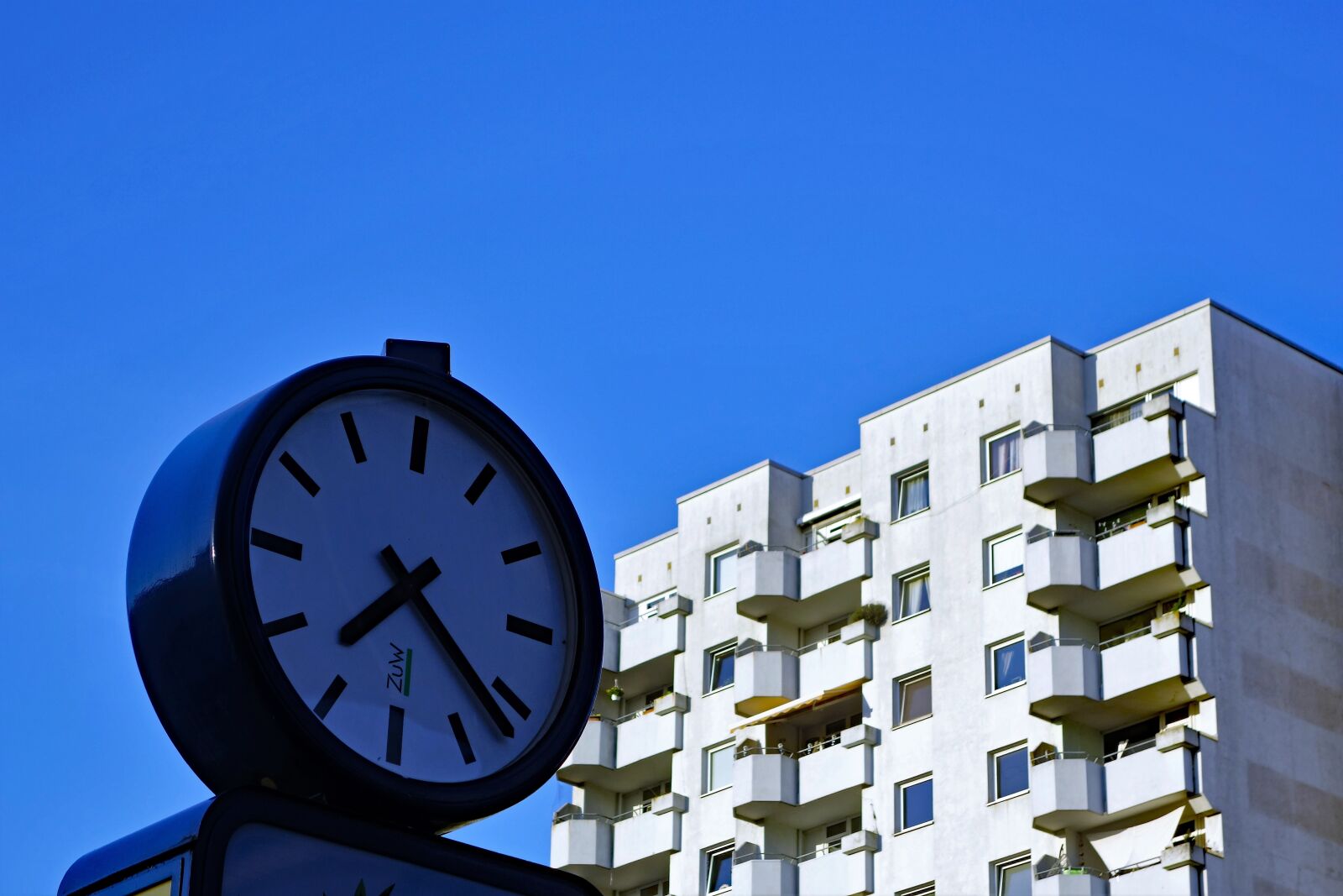 Sony Cyber-shot DSC-RX100 II sample photo. Time, time conversion, clock photography