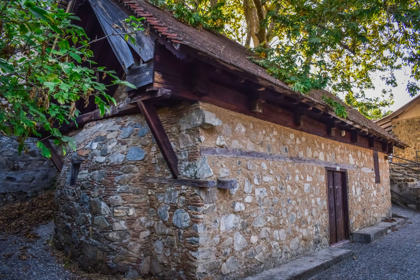 Nikon D3300 sample photo. Church, architecture, stone photography