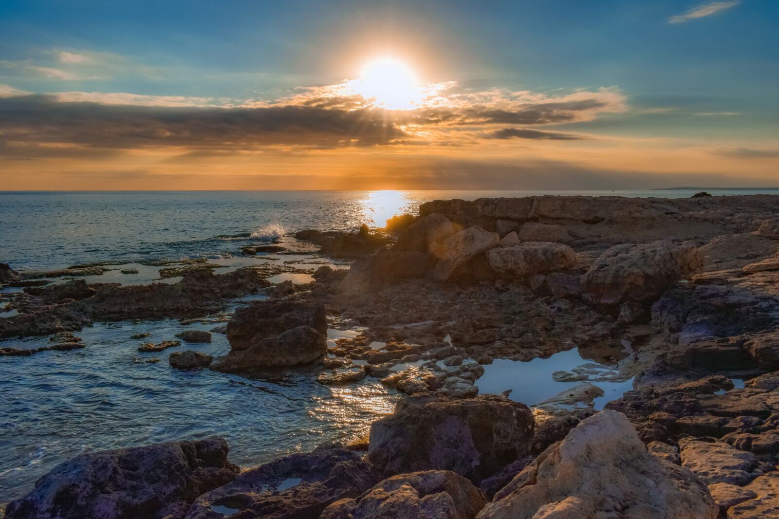 Nikon D3300 sample photo. Rocky coast, sky, clouds photography