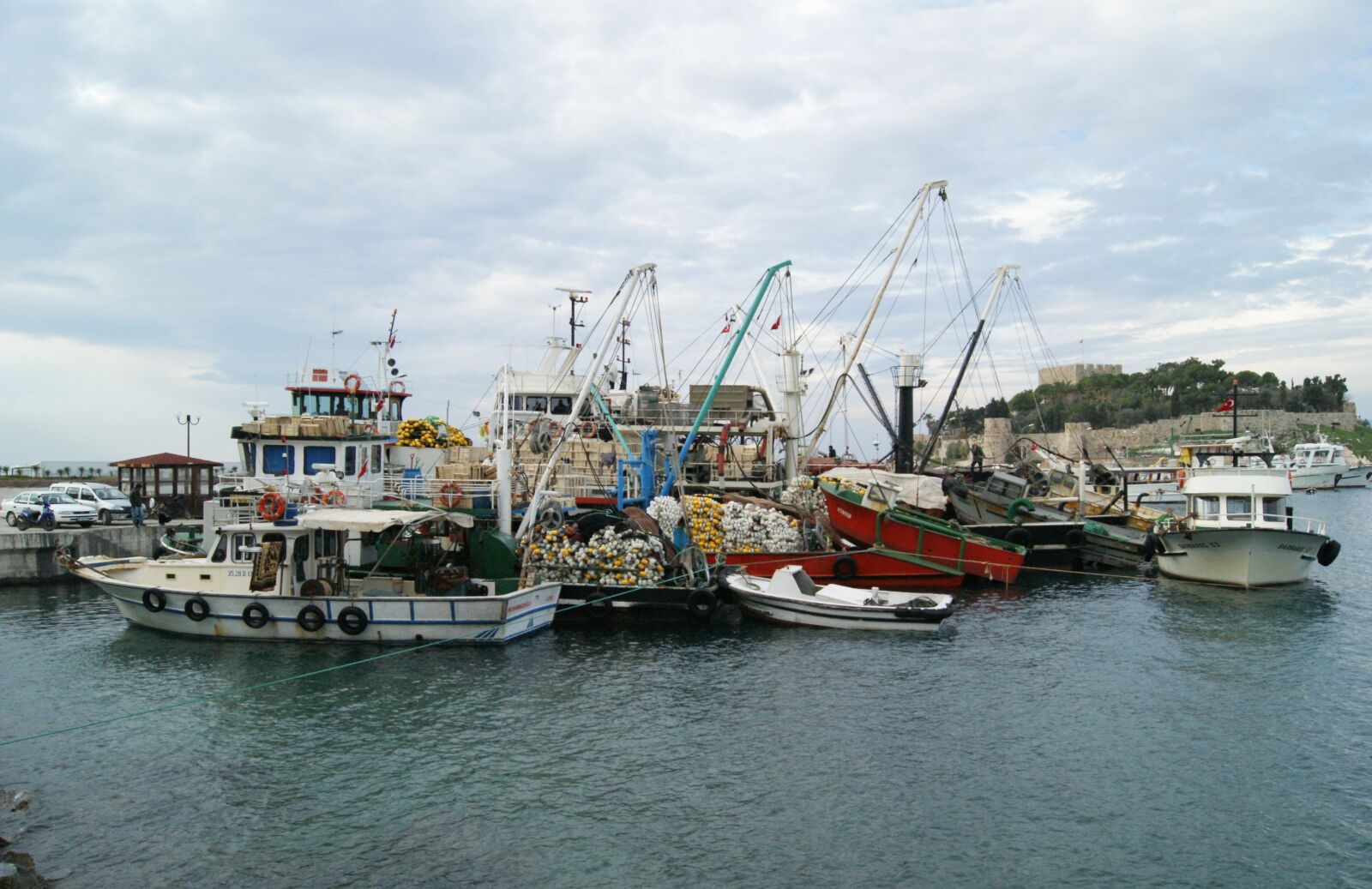 Sony Alpha DSLR-A290 sample photo. Boat, fisherman, marine photography