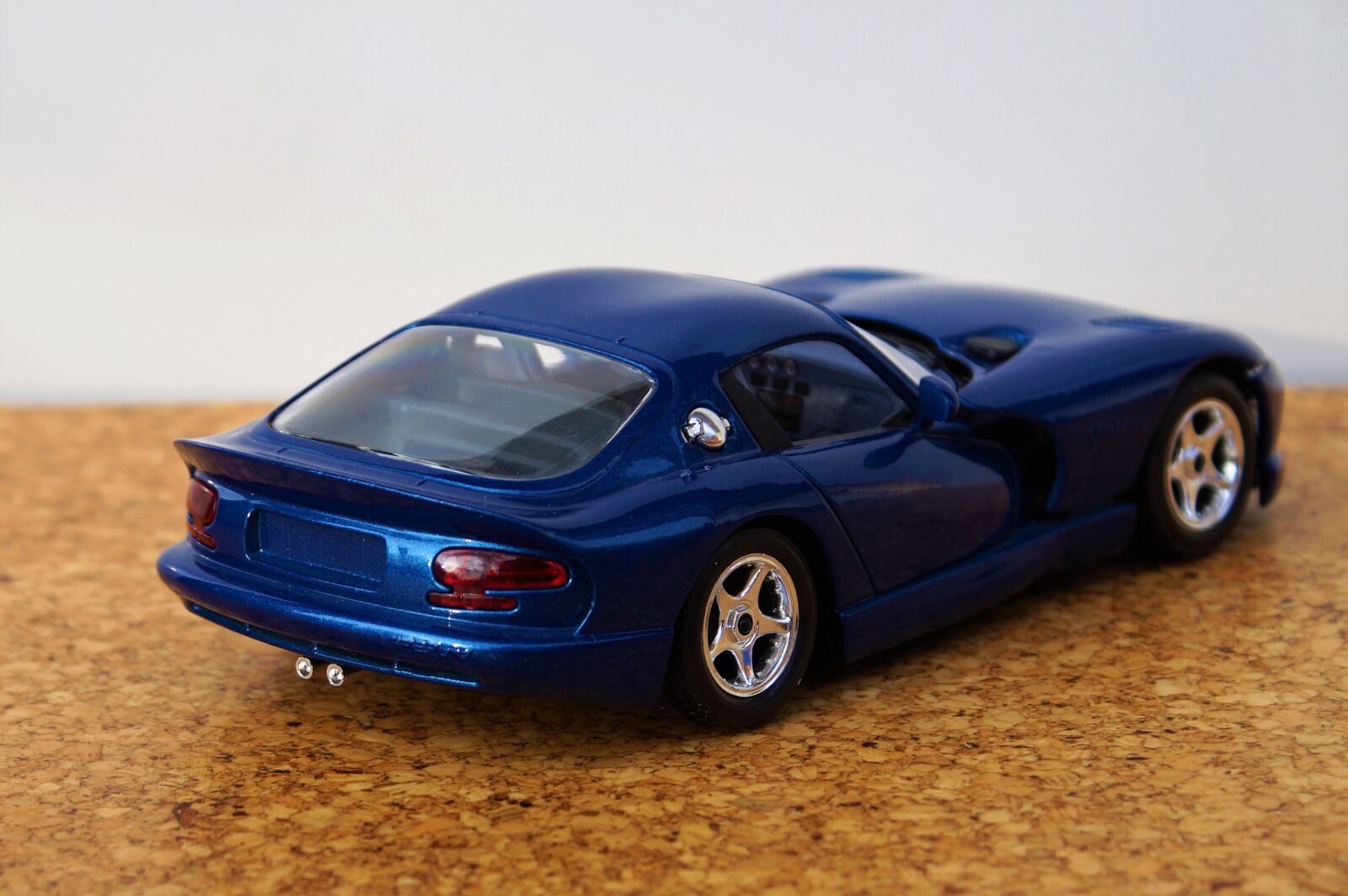 Sony DT 18-70mm F3.5-5.6 sample photo. Model car, viper, dodge photography