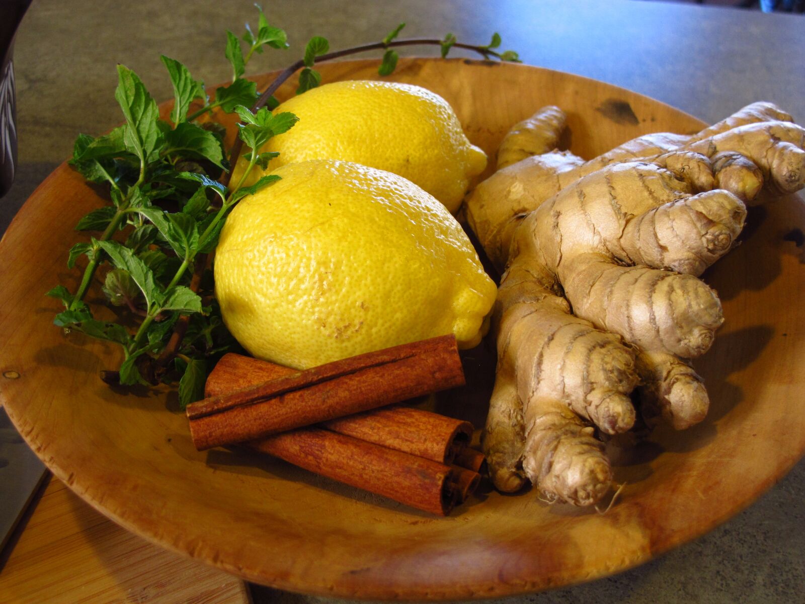 Canon PowerShot G12 sample photo. Lemon, ginger, cinnamon photography