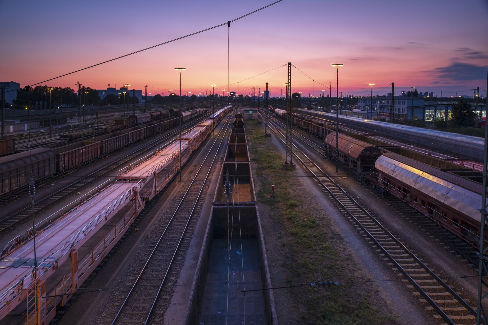 Fujifilm X-T2 sample photo. Railway station, goods station photography