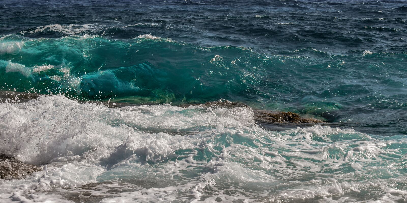 Nikon D3300 sample photo. Wave, transparent, surf photography
